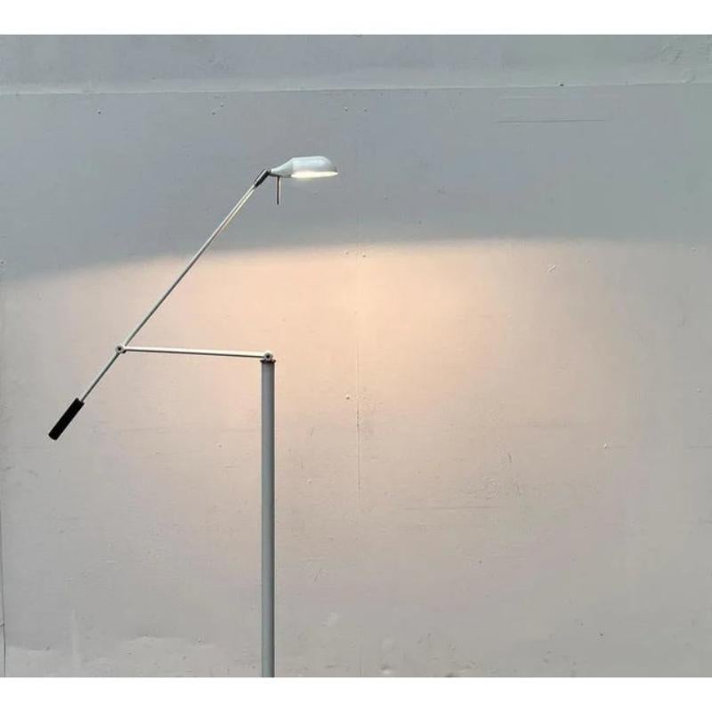 Lampadaire postmoderne italien de l'ère spatiale, 1970 en vente 6