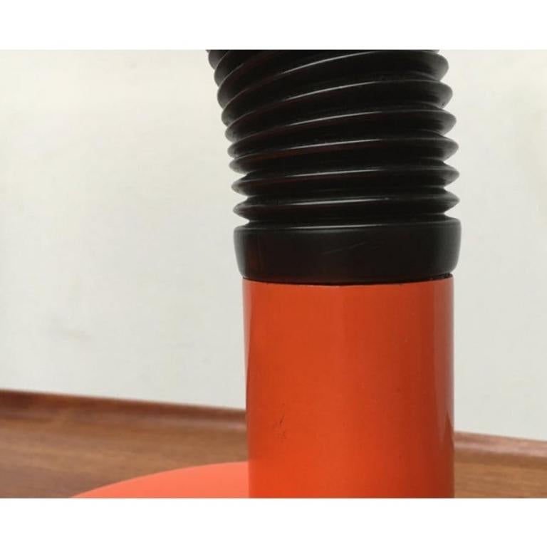 Lampe de table italienne de l'ère spatiale par Bellini pour Targetti, 1970 Bon état - En vente à Hamburg, DE