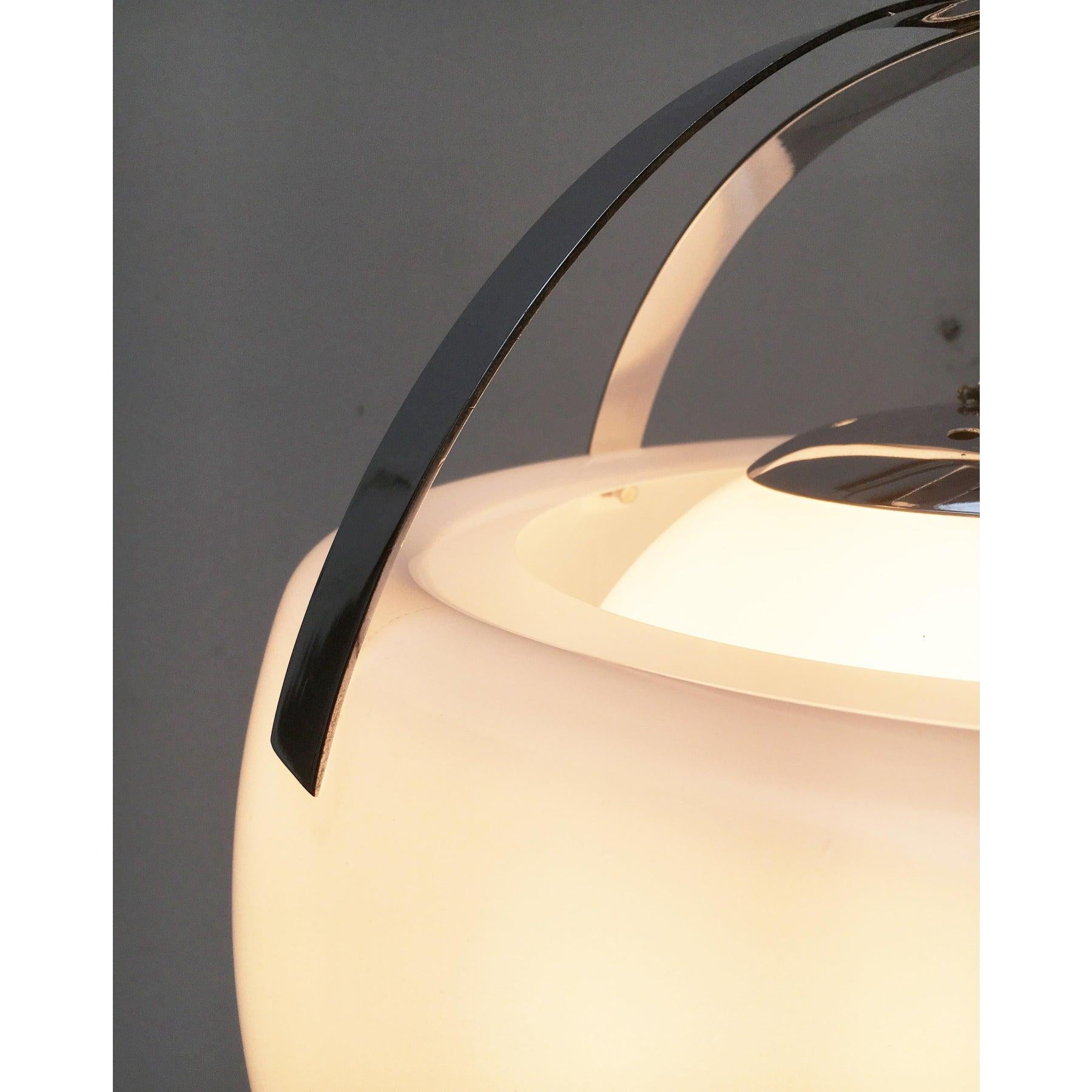 Lampe suspendue de l'ère spatiale, années 1970 en vente 1