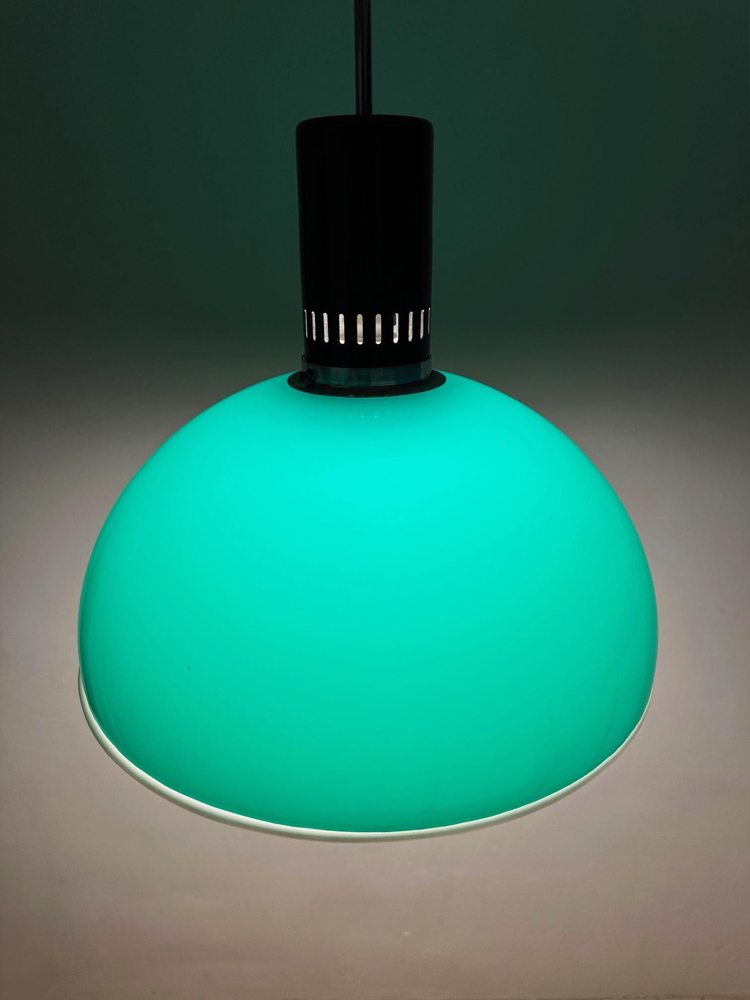 Vintage Space Age Pendant Lamp ��– Green & White Retro Ceiling Light (1970s) 2