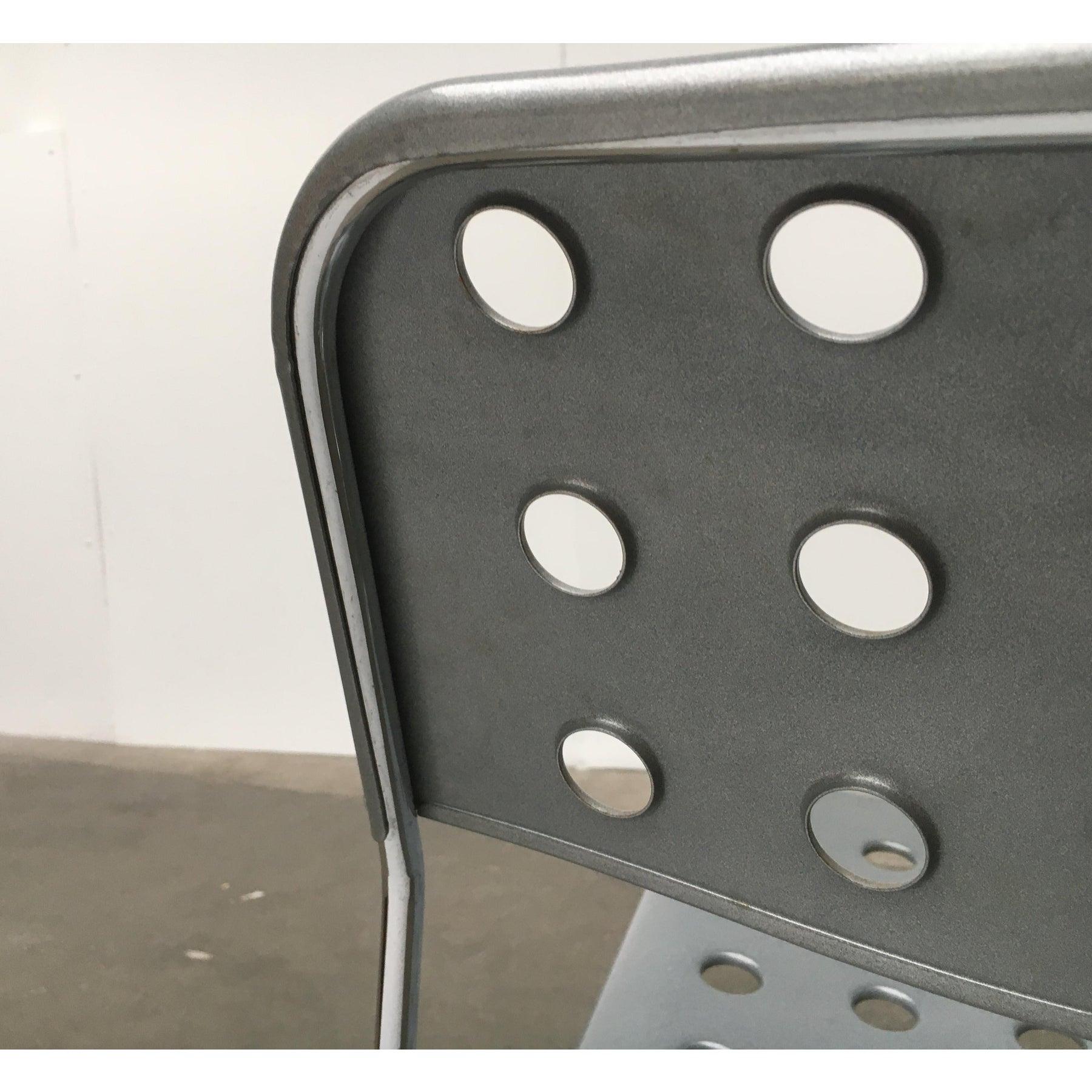 Chaise Omkstack postmoderne de l'ère spatiale par Rodney Kinsman, 1970 en vente 1