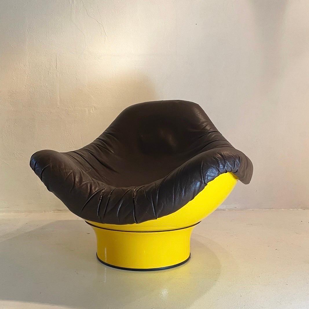 Space Age Vintage space age Rodica chair by Mario Brunu for Comfort, Italy 1968. For Sale