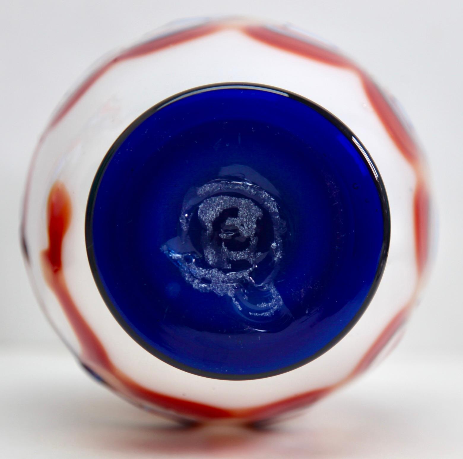 Murano Glass Vintage 'Space Age' Set Opaline Florence Vase, Empoli, 1955 For Sale
