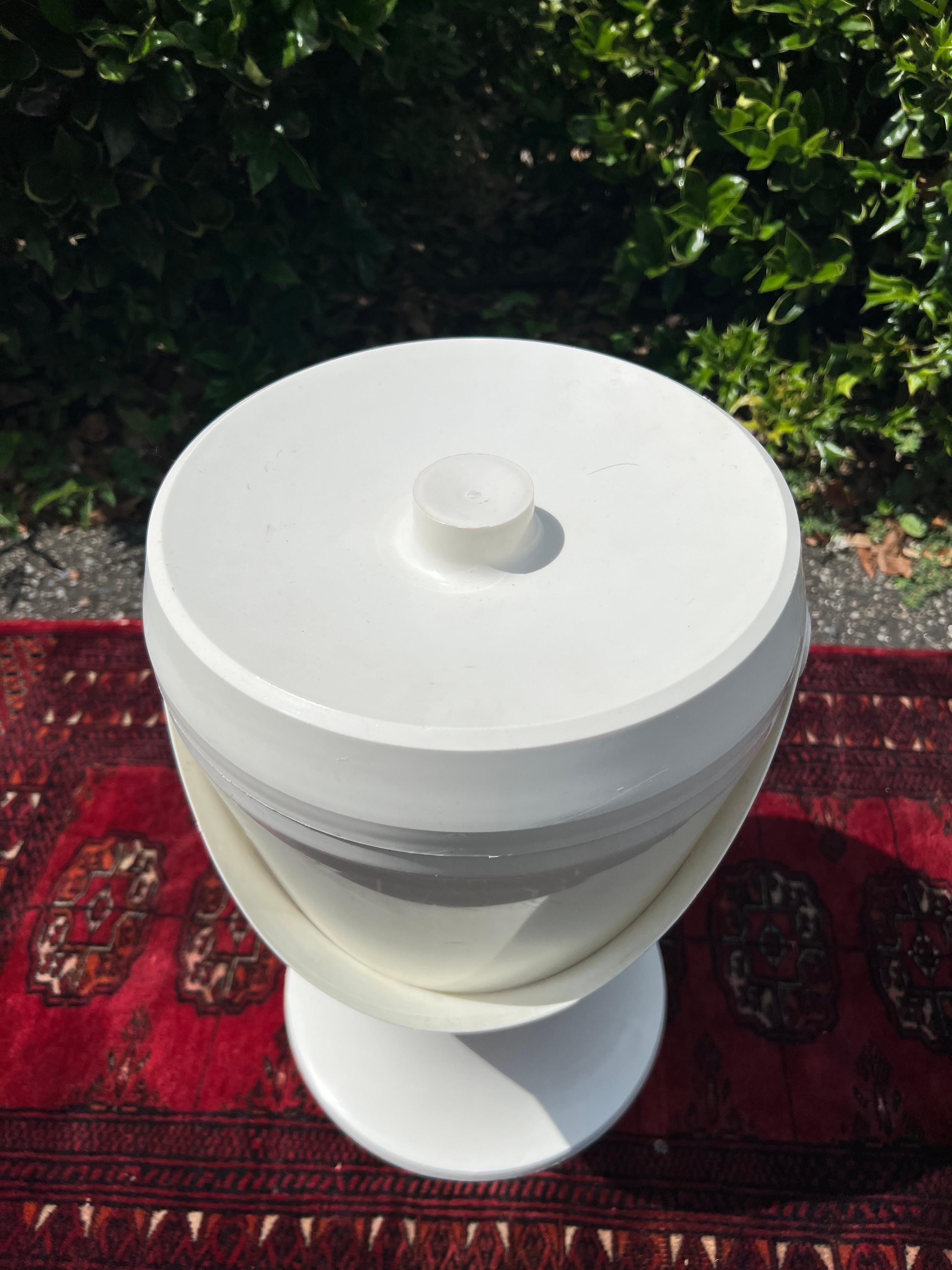 Vintage Space Age Standing Ice Bucket For Sale 1