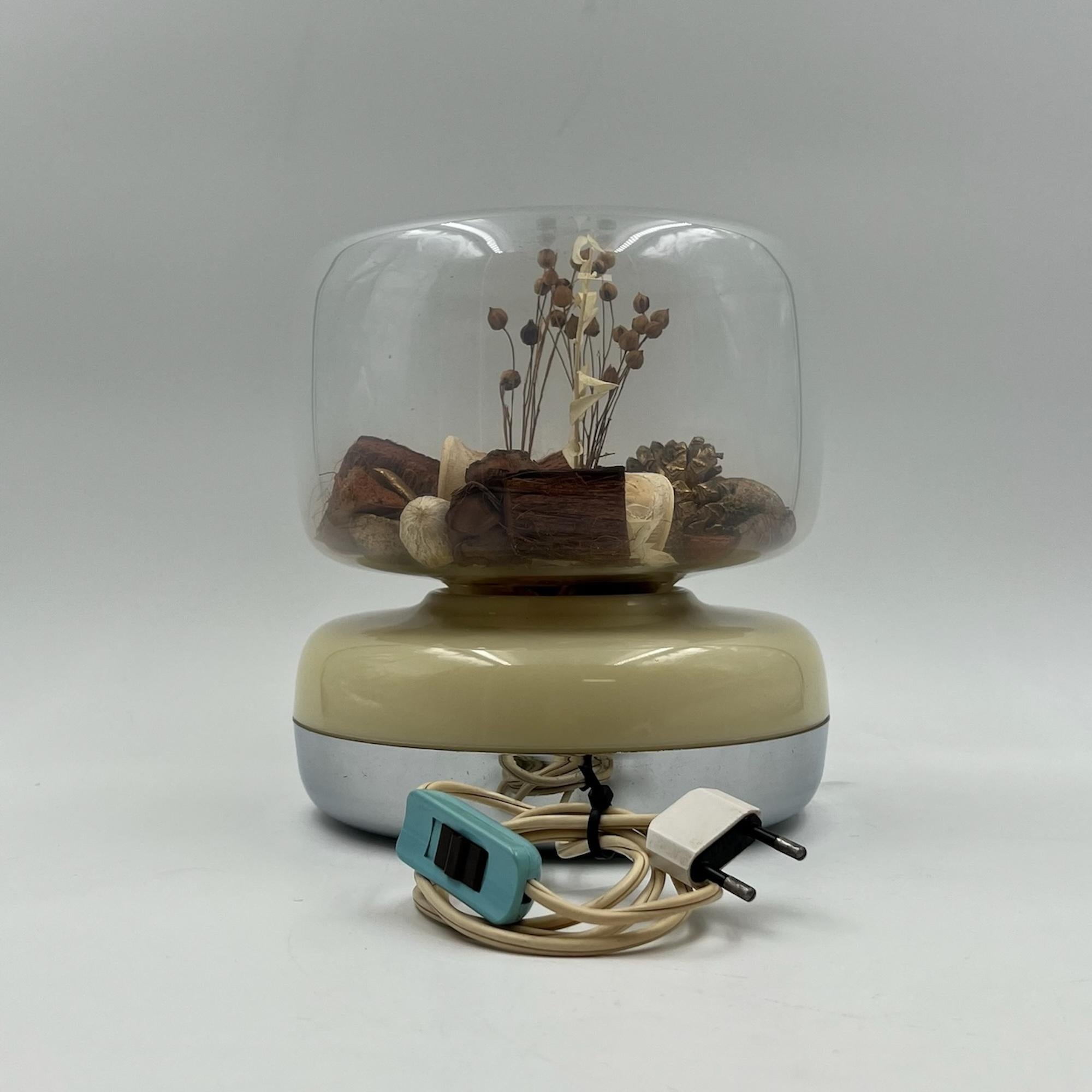 Vintage Space Age Table Lamp - Retro Charm Psychedelic Ambiance Light 3