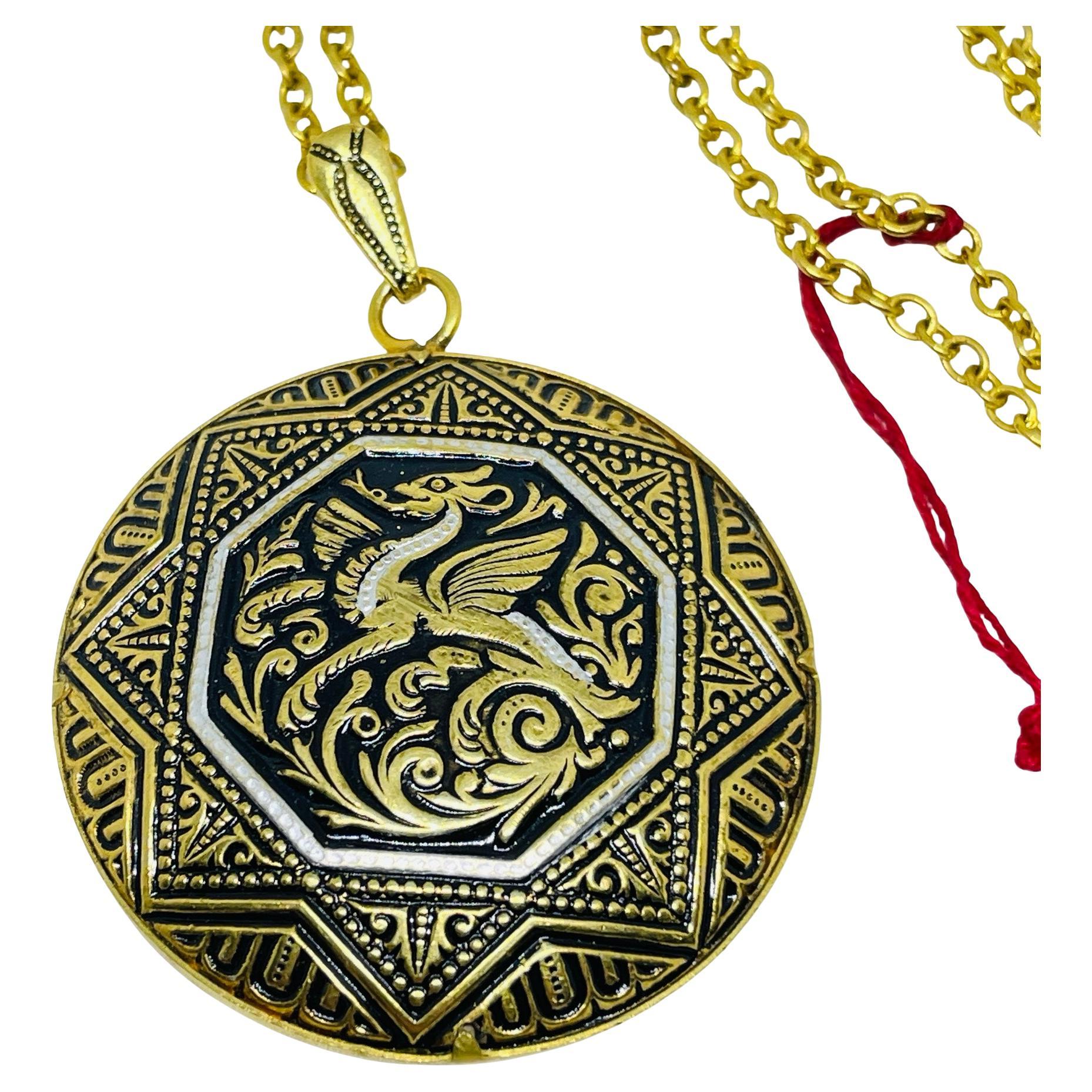 Vintage SPAIN damascene gold tone black pendant designer necklace