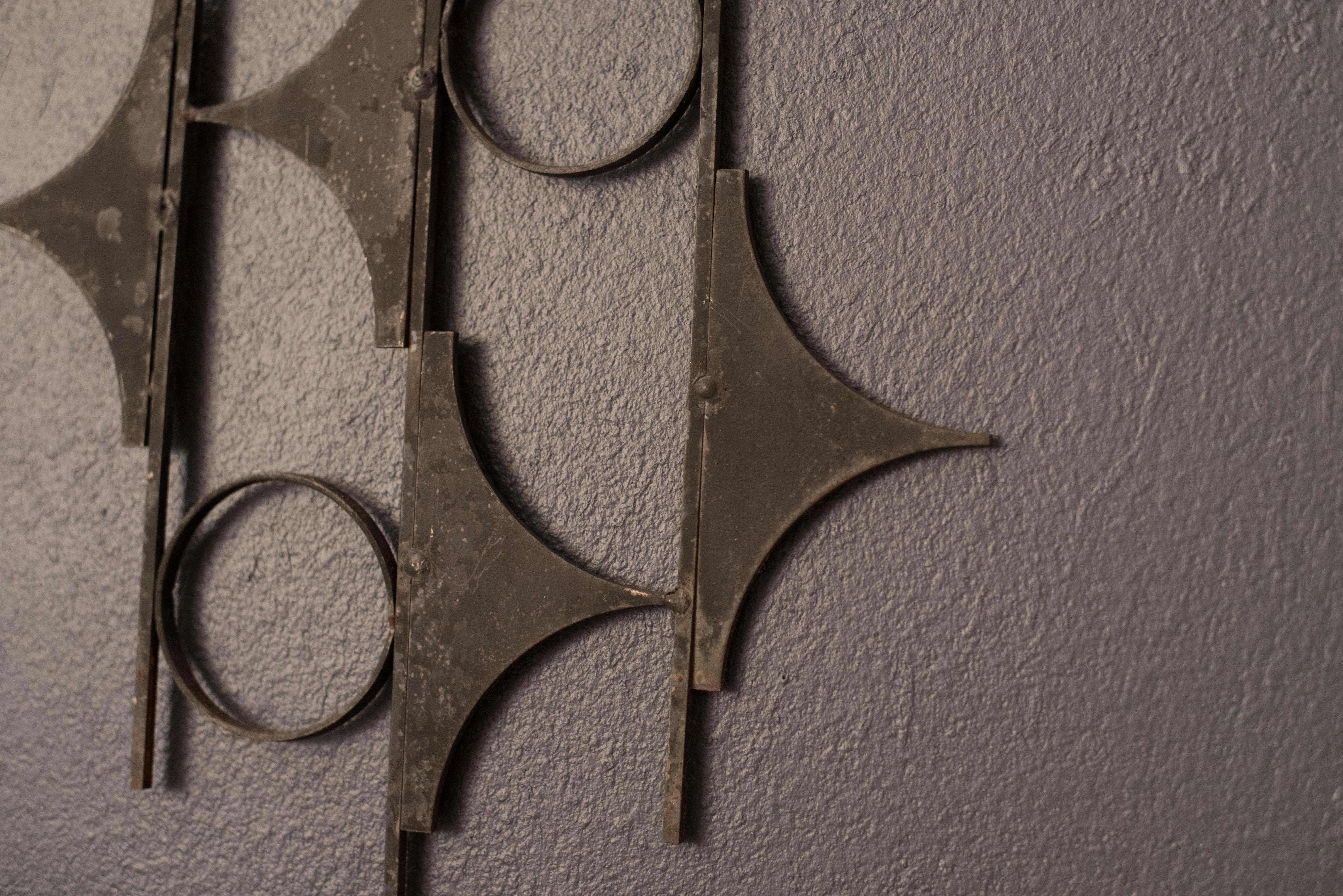 Vintage Spanish Abstract Iron Candle Wall Sconces In Good Condition In San Jose, CA