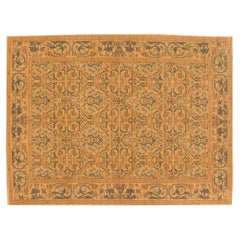 Spanischer Vintage-Teppich im spanischen Arts and Crafts-Design