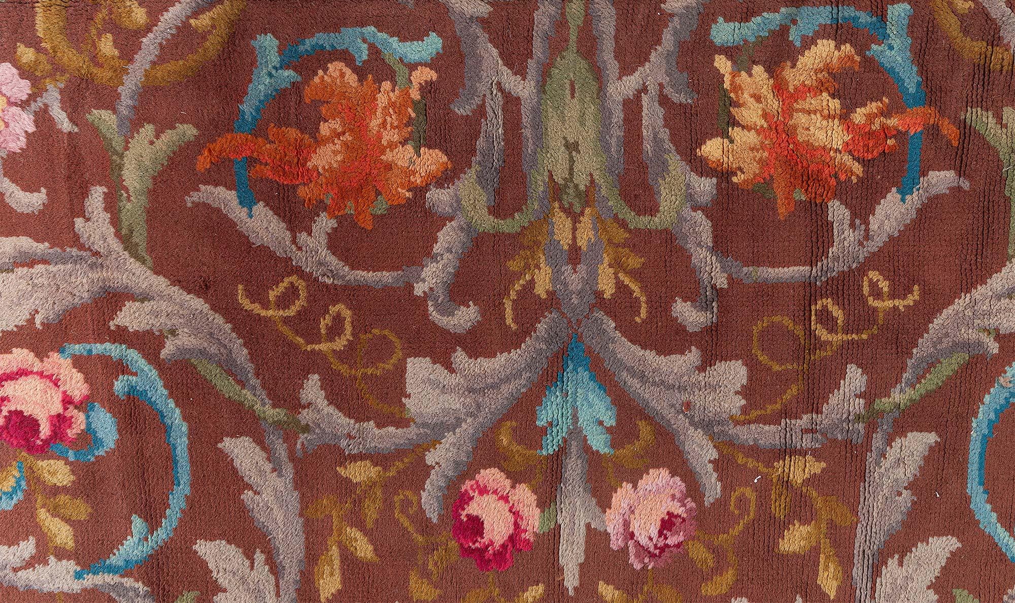 Doris Leslie Blauer spanischer Savonnerie-Teppich im Vintage-Stil (Größe angepasst) (Handgewebt) im Angebot