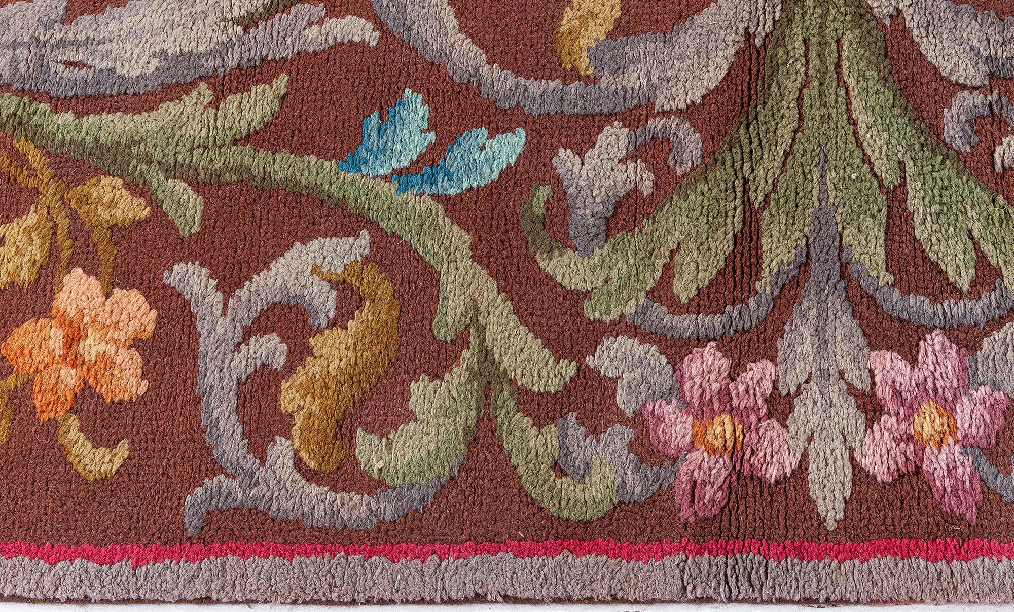 Doris Leslie Blauer spanischer Savonnerie-Teppich im Vintage-Stil (Größe angepasst) (20. Jahrhundert) im Angebot