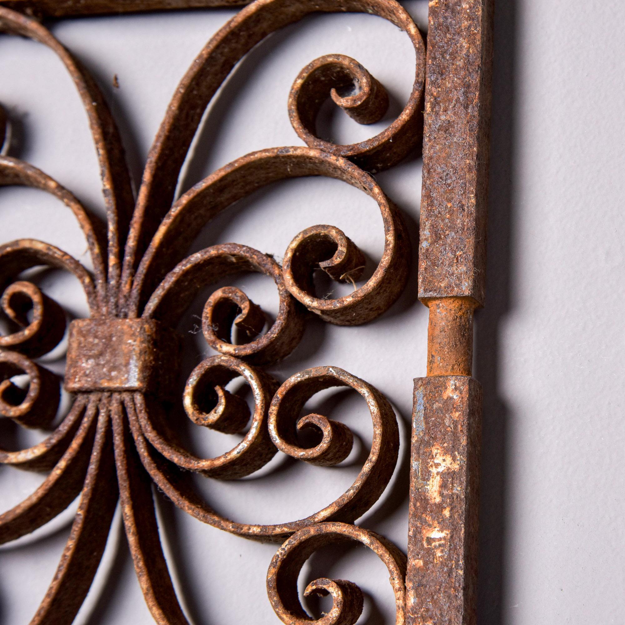 Panneau de porte en fer de style brutaliste espagnol vintage en vente 4