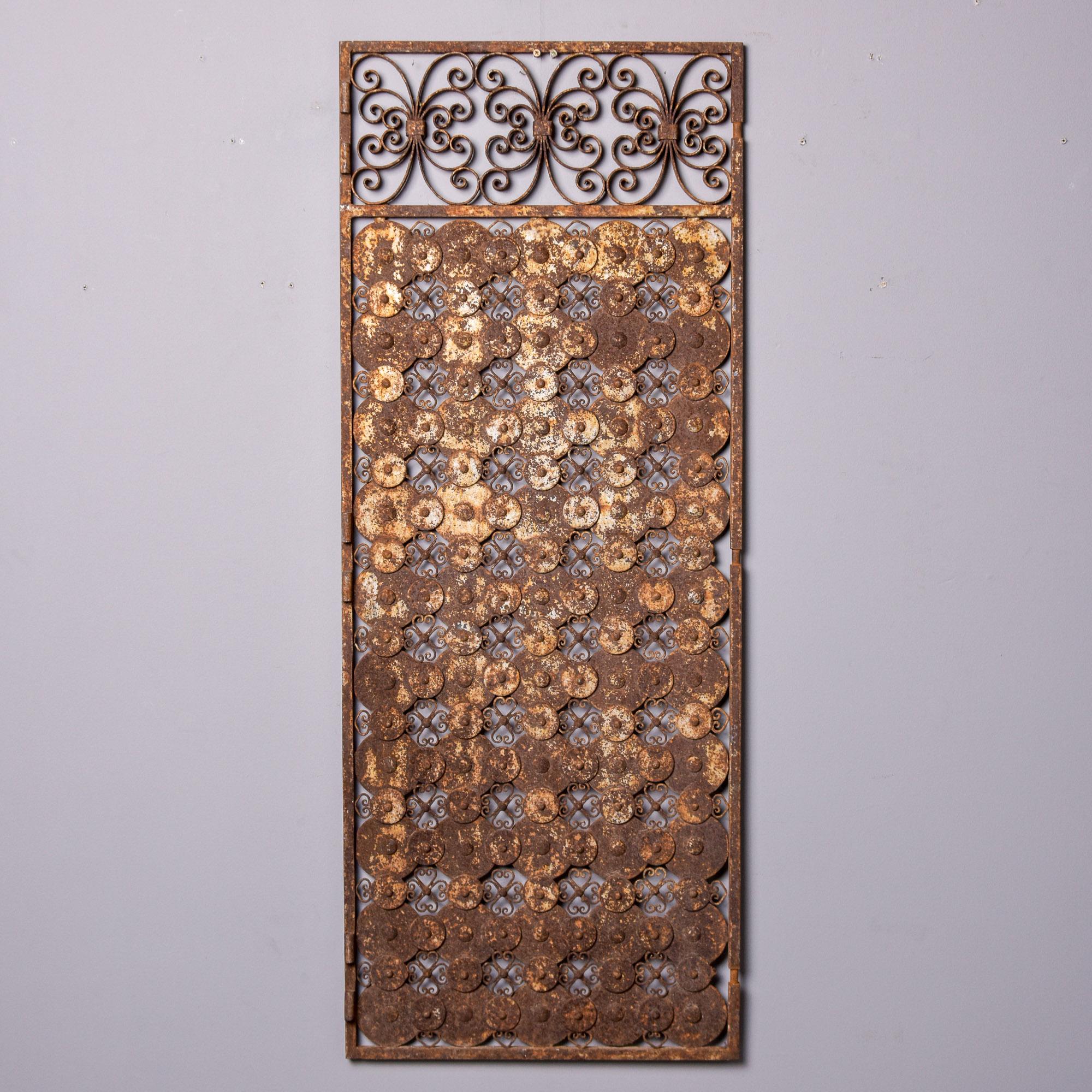 Brutalisme Panneau de porte en fer de style brutaliste espagnol vintage en vente
