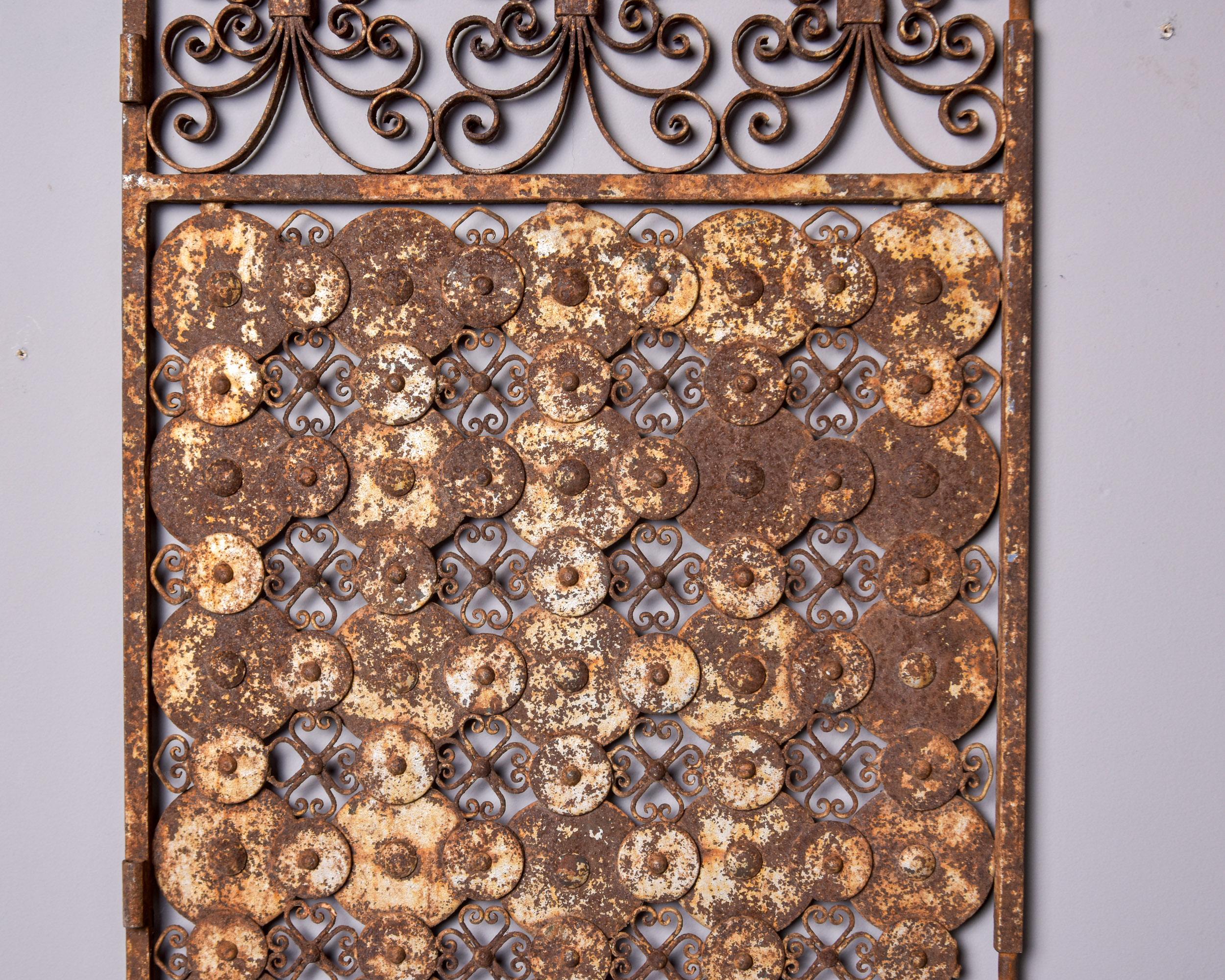 Fer Panneau de porte en fer de style brutaliste espagnol vintage en vente