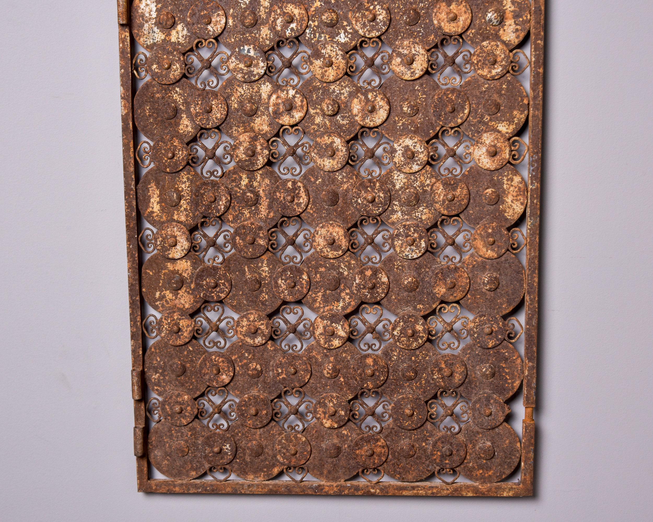 Panneau de porte en fer de style brutaliste espagnol vintage en vente 1