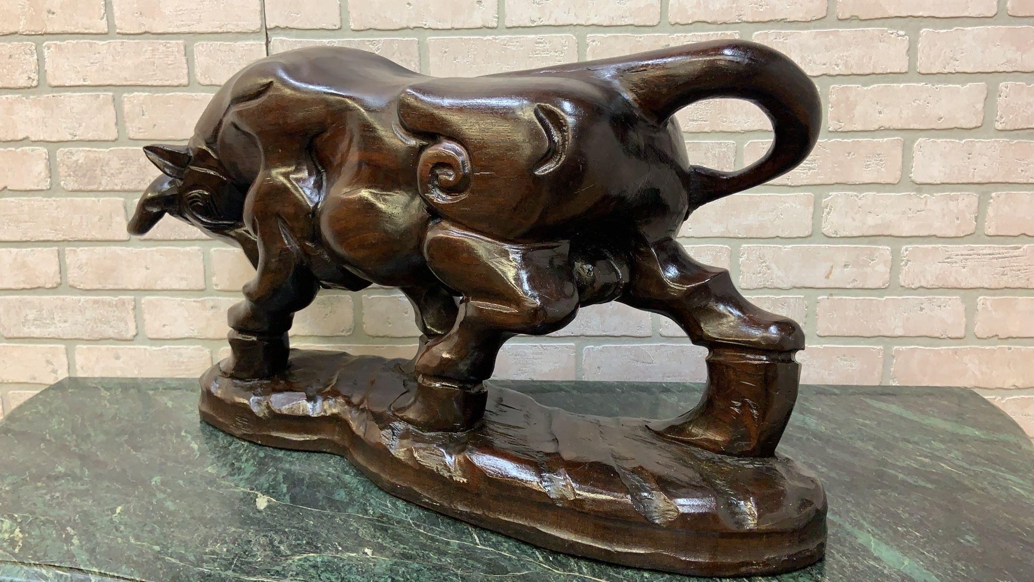Vintage Spanish Carved Charging Bull Statue, Pair In Good Condition For Sale In Chicago, IL