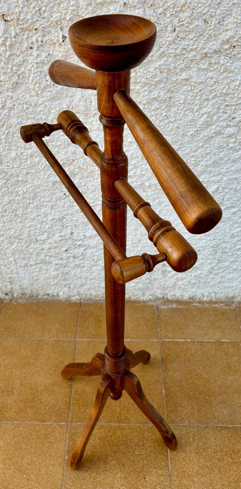 Moderno Appendiabiti spagnolo vintage in Oak, 1950 in vendita