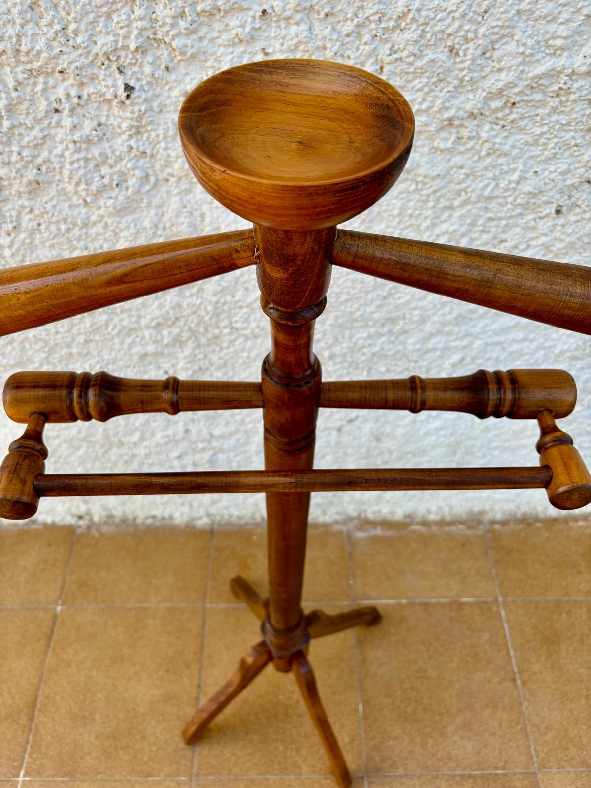 Appendiabiti spagnolo vintage in Oak, 1950 in vendita 1