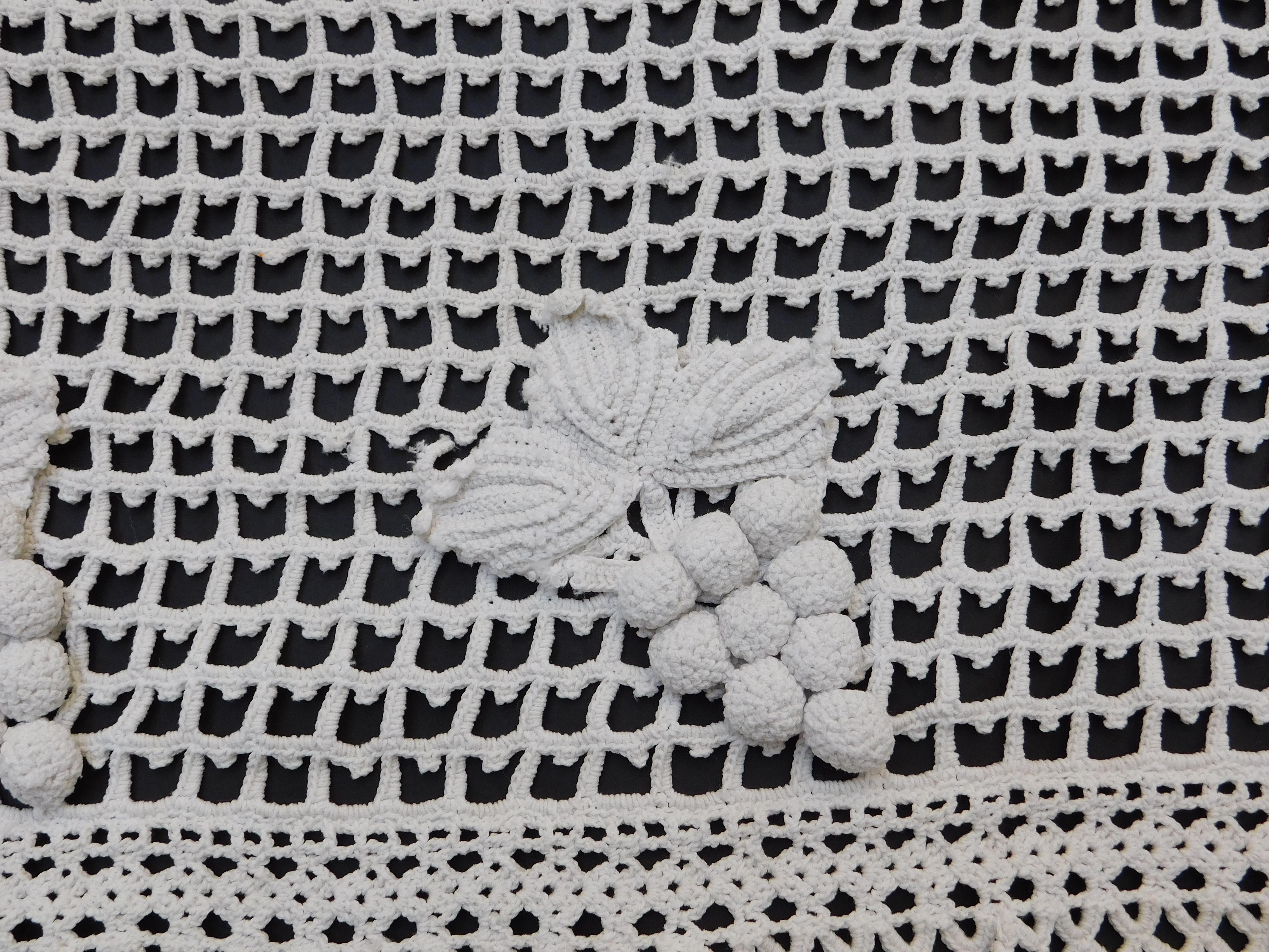 20th Century Vintage Spanish Crocheted Cotton Valance with Grapes For Sale