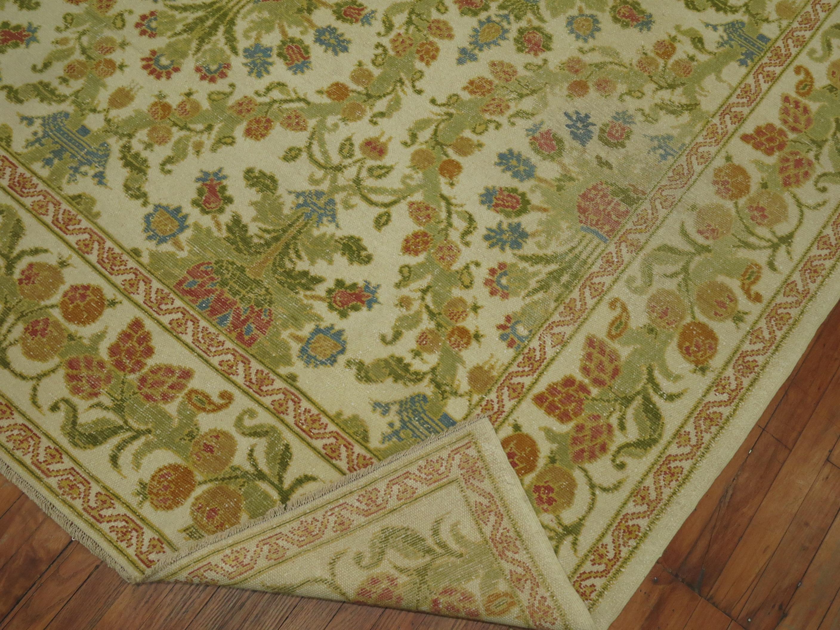 Spanischer Cuenca-Teppich im Vintage-Stil im Angebot 1