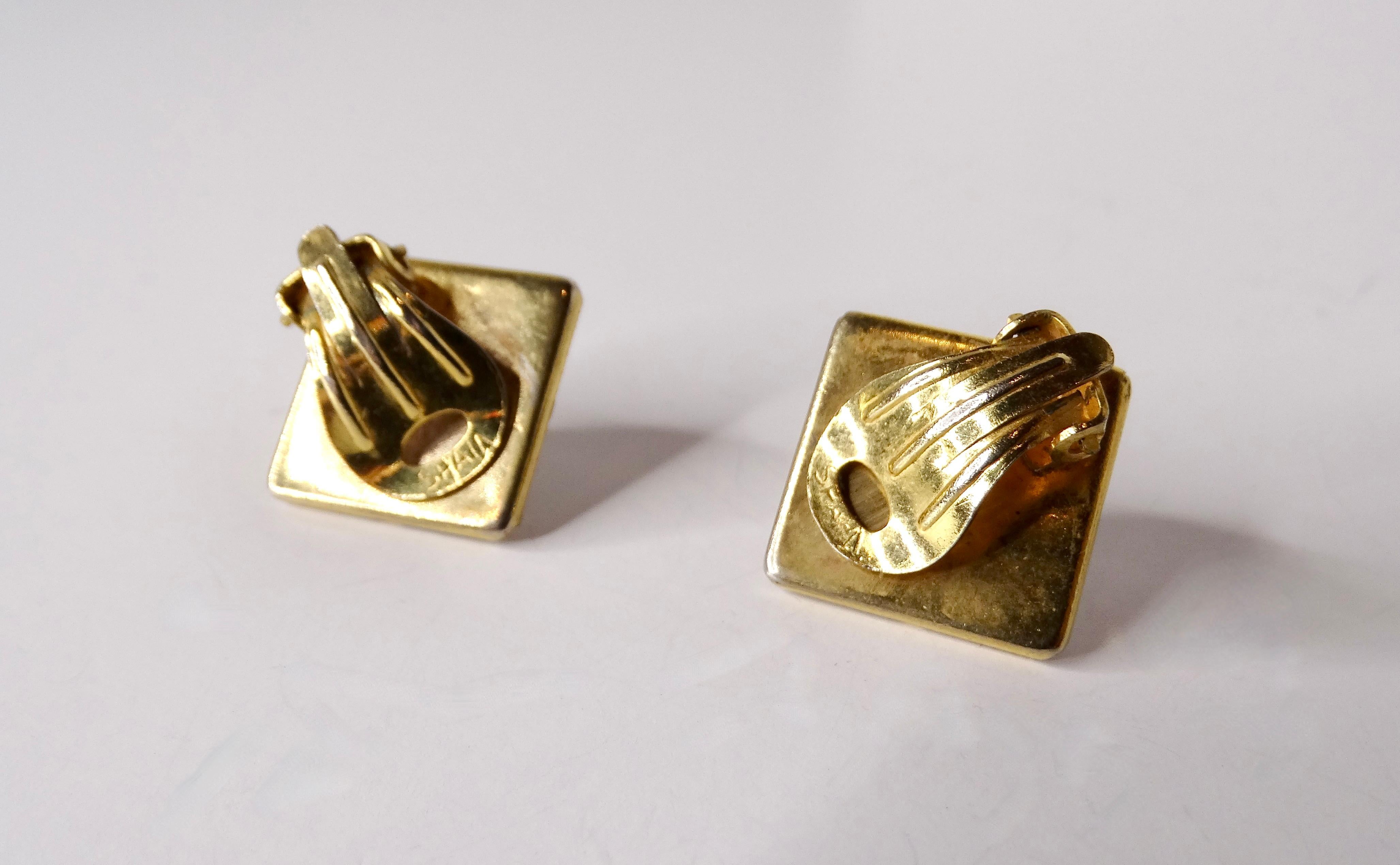 Vintage Spanish Damascene Black & 14k Gold Plated Pyramid Earrings In Good Condition For Sale In Scottsdale, AZ