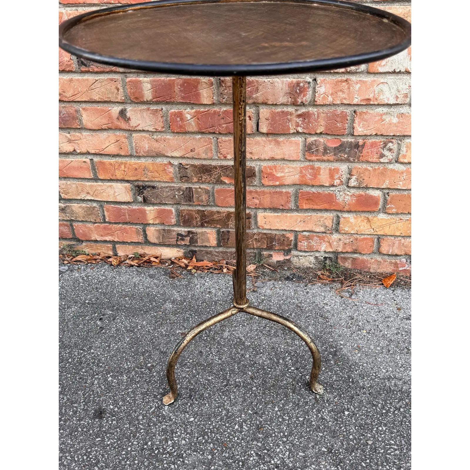 Milieu du XXe siècle Table à boissons espagnole vintage en vente