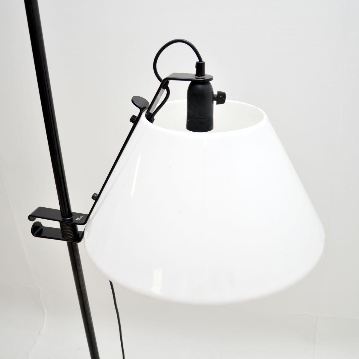 Métal Lampadaire espagnol vintage Joan Antoni Blanc pour Metalarte en vente