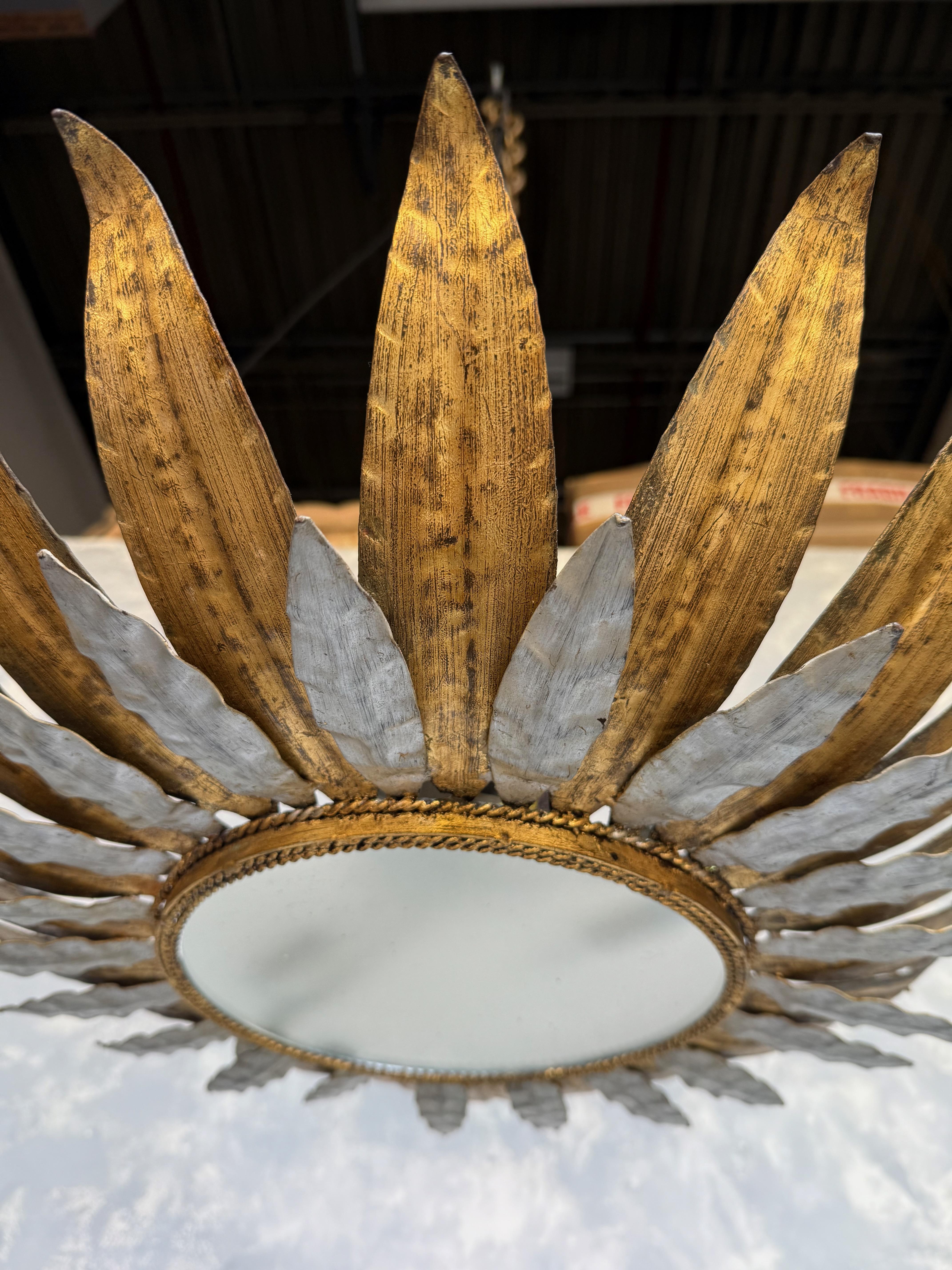Plafonnier vintage espagnol en métal doré et argenté en vente 5