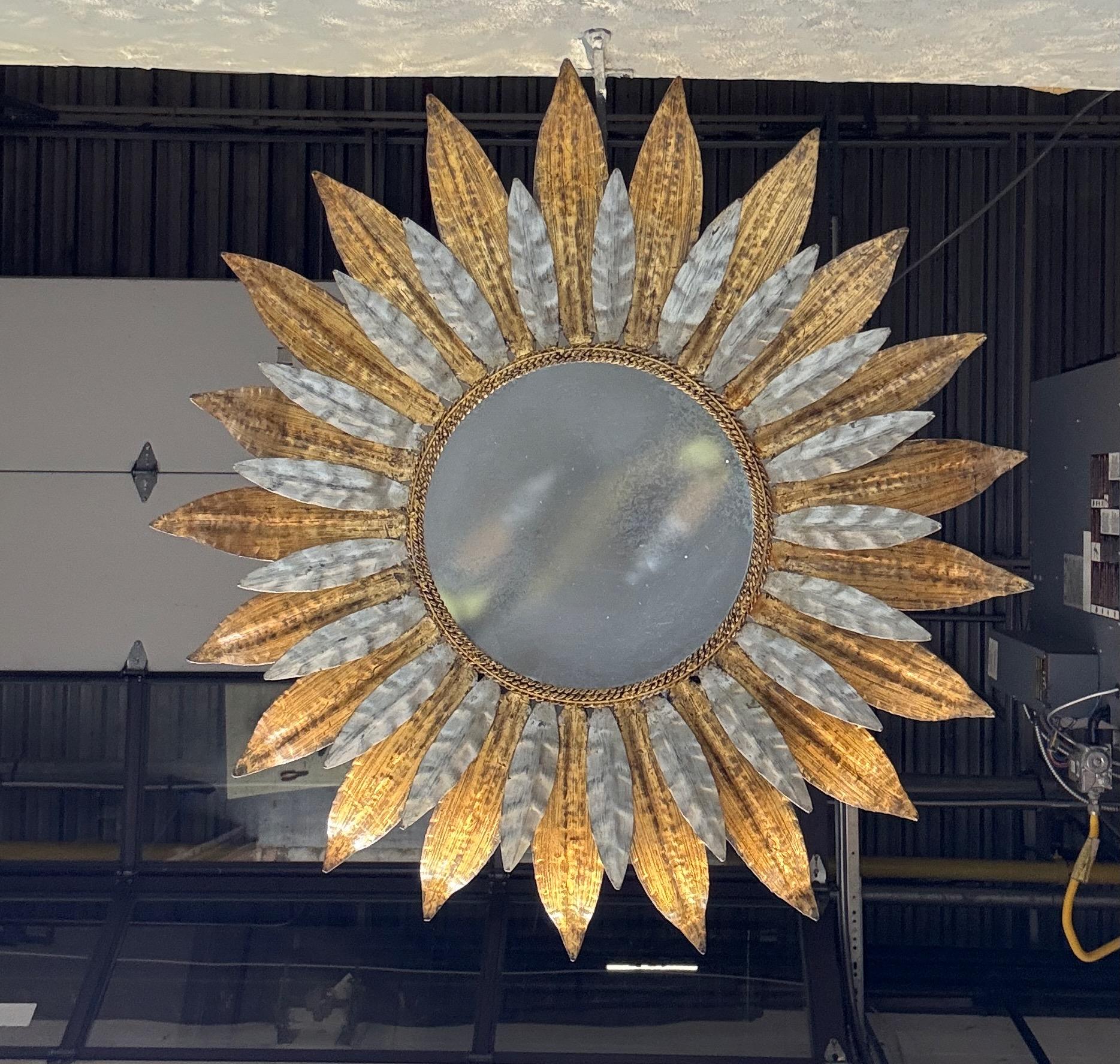 Art nouveau Plafonnier vintage espagnol en métal doré et argenté en vente