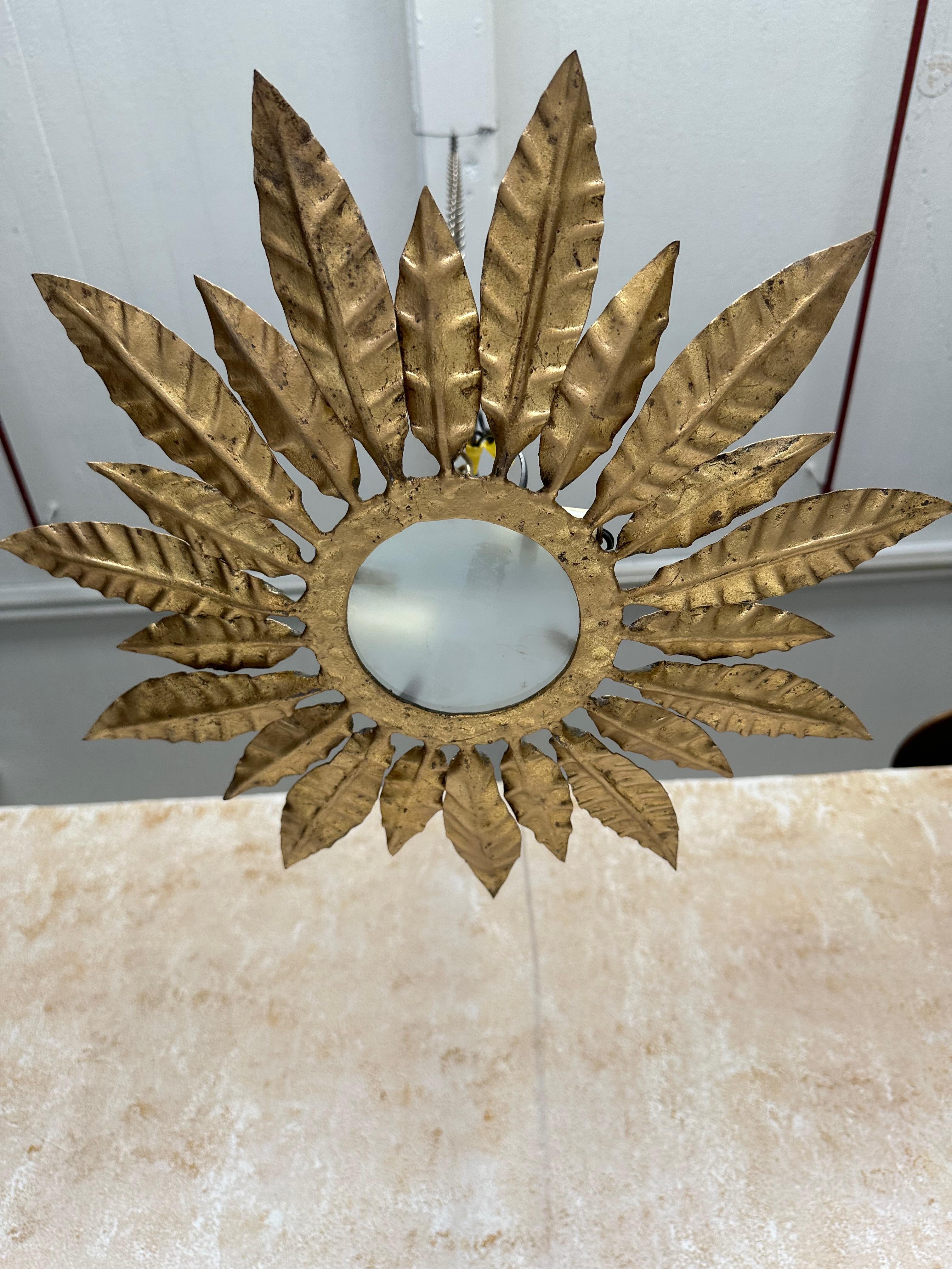 Plafón de metal dorado español vintage 1