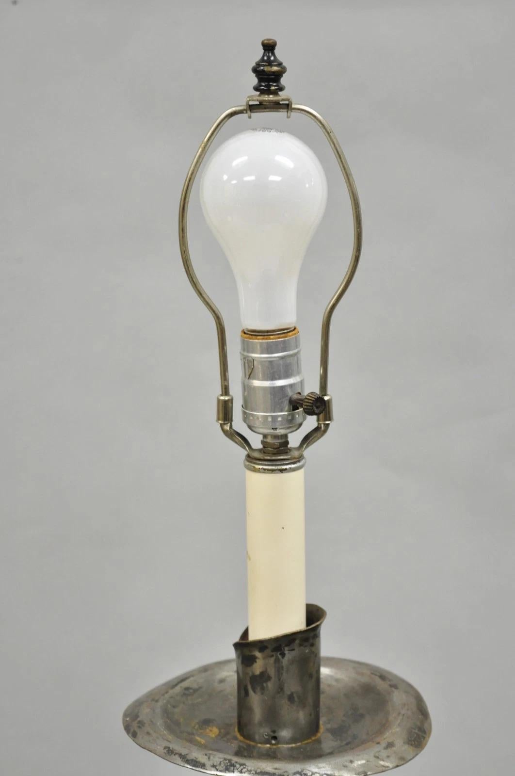 Sconosciuto Lampada da terra gotica spagnola d'epoca in ferro battuto, corta e italiana in vendita