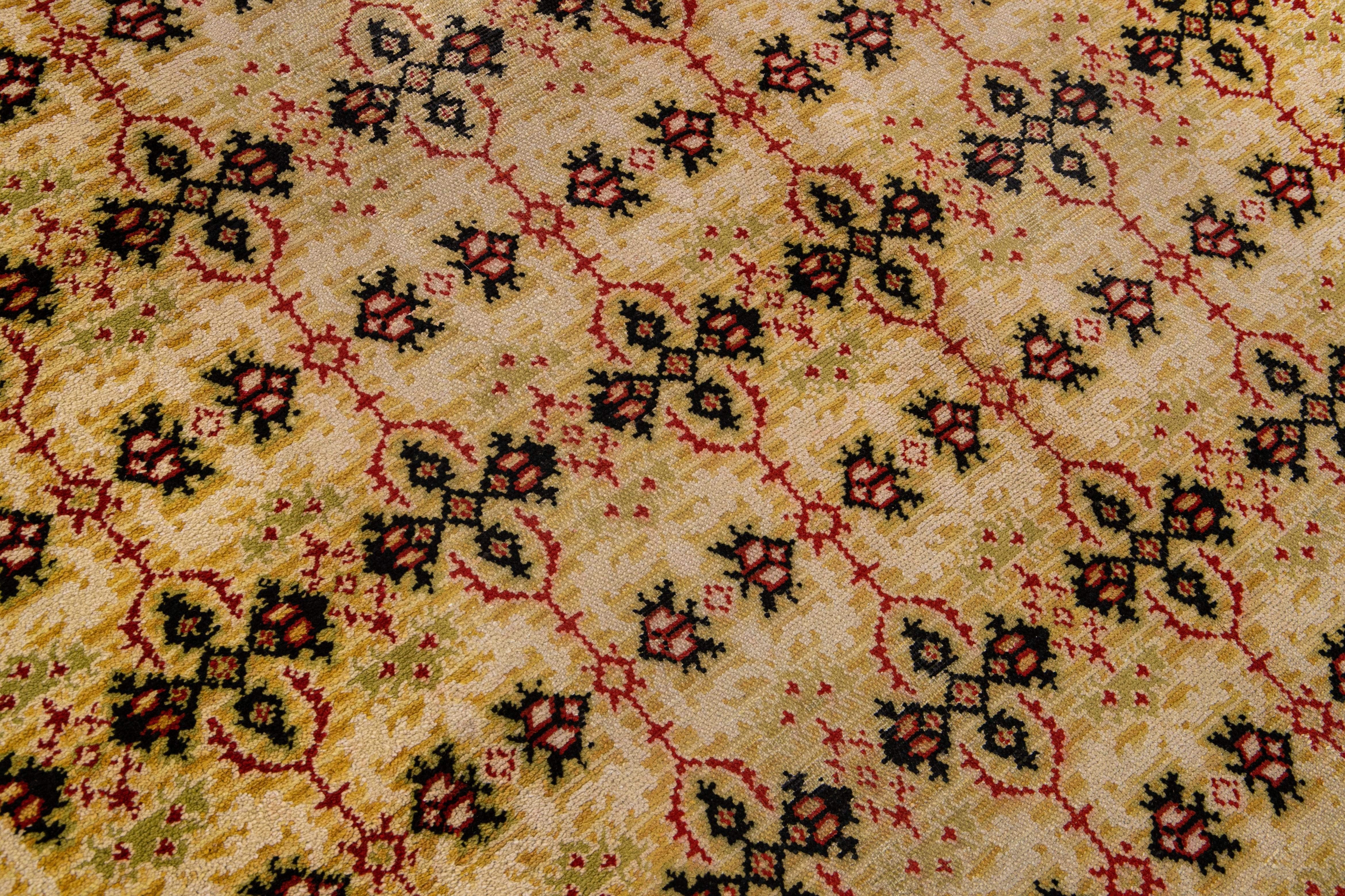Vintage Spanish Handmade Geometric Beige Wool Rug For Sale 2