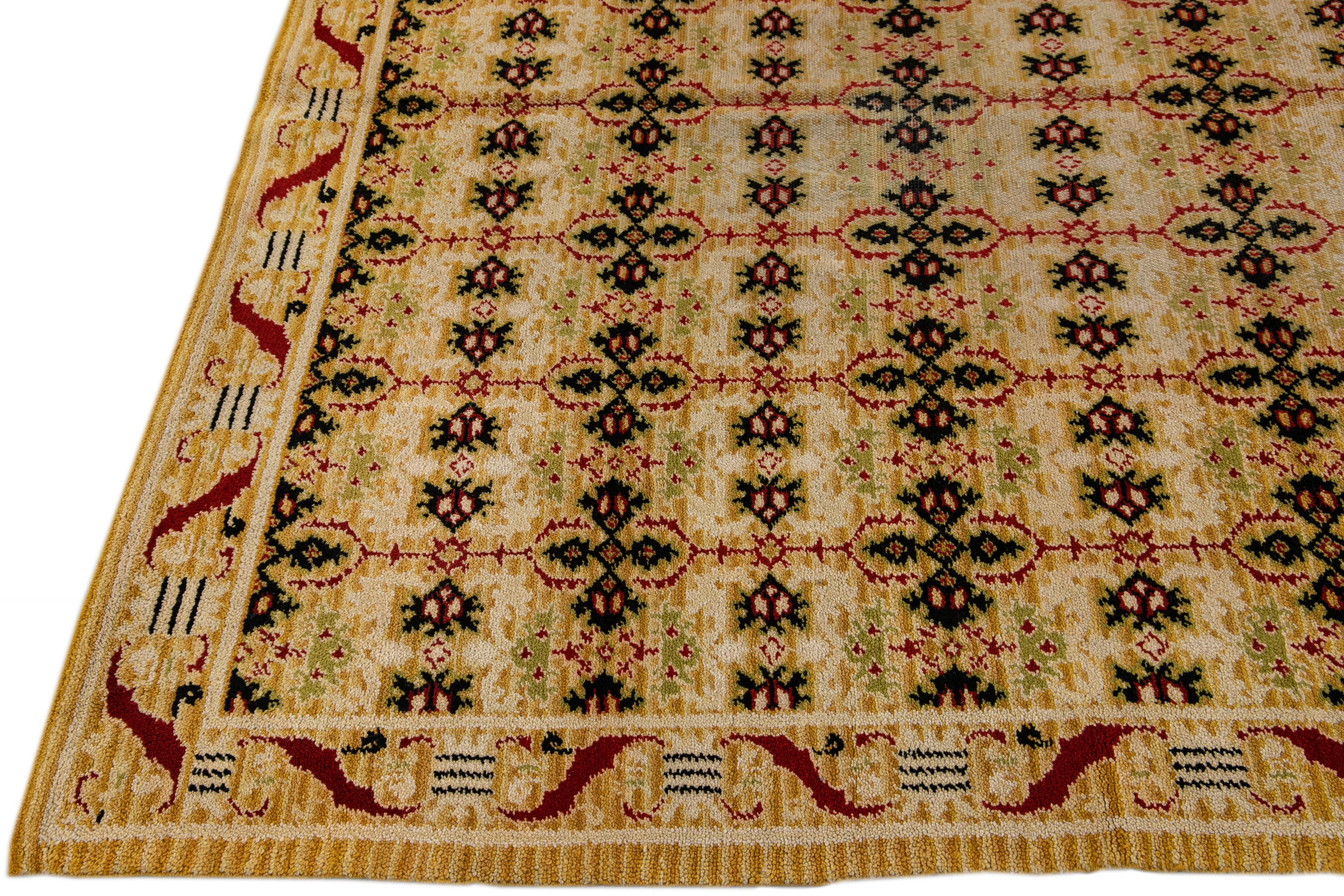 Vintage Spanish Handmade Geometric Beige Wool Rug (Spanisch) im Angebot