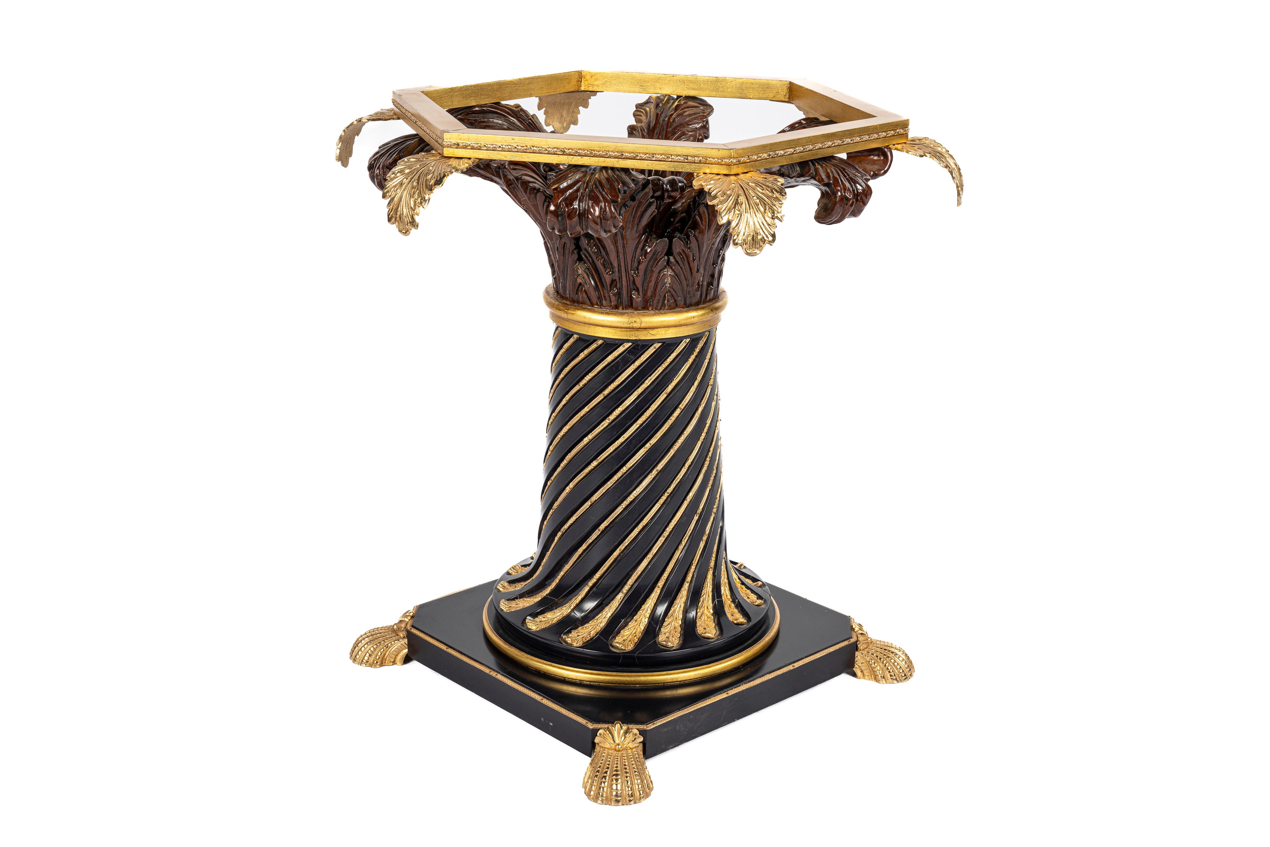 Spagnolo Tavolo da centrotavola vintage Hollywood Regency spagnolo con piano in vetro acidato in vendita