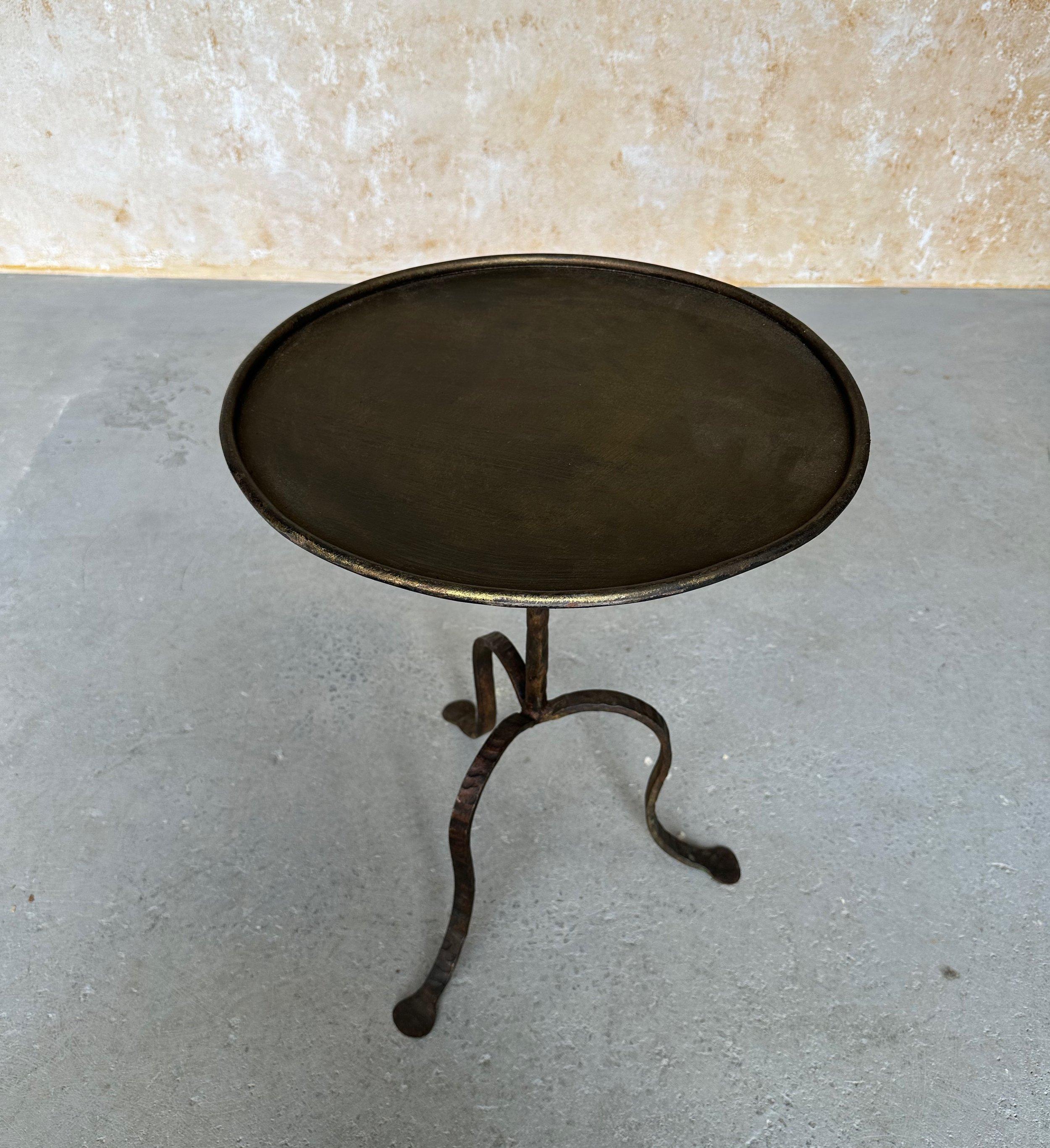 Vintage Spanish Iron Drinks Table with Curved Legs 1