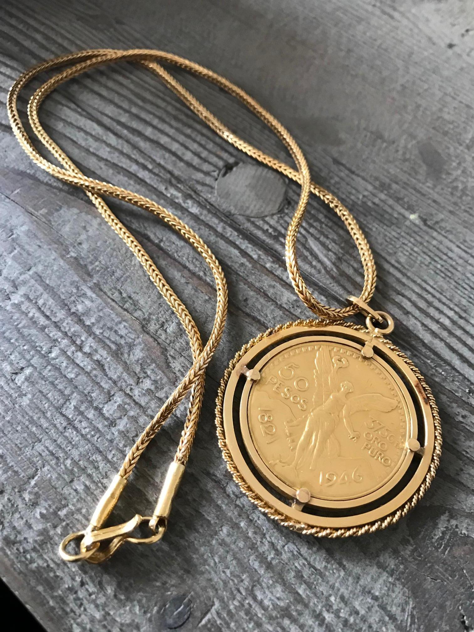 Vintage Spanish /Mexican Gold Coin Antique Medallion pendent In Excellent Condition In New York, NY