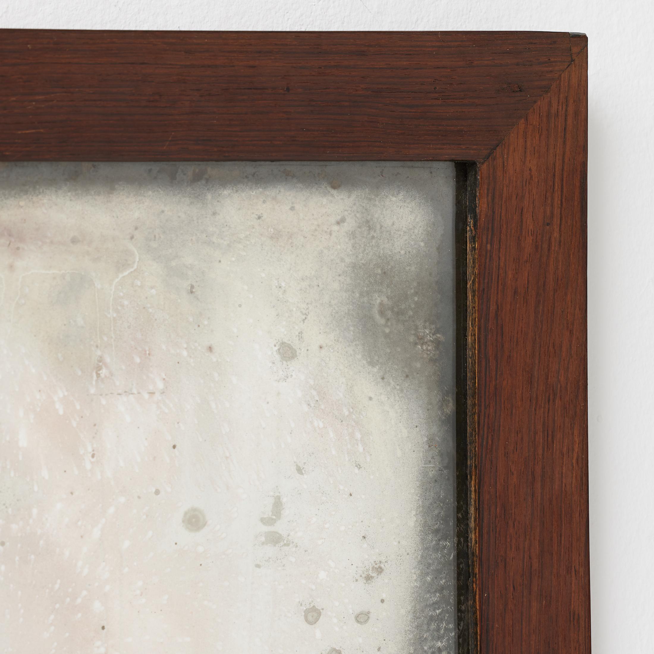 Spagnolo Specchio spagnolo d'epoca con ossidazione profonda - Patina grezza e cornice in Wood, 1950 ca. in vendita