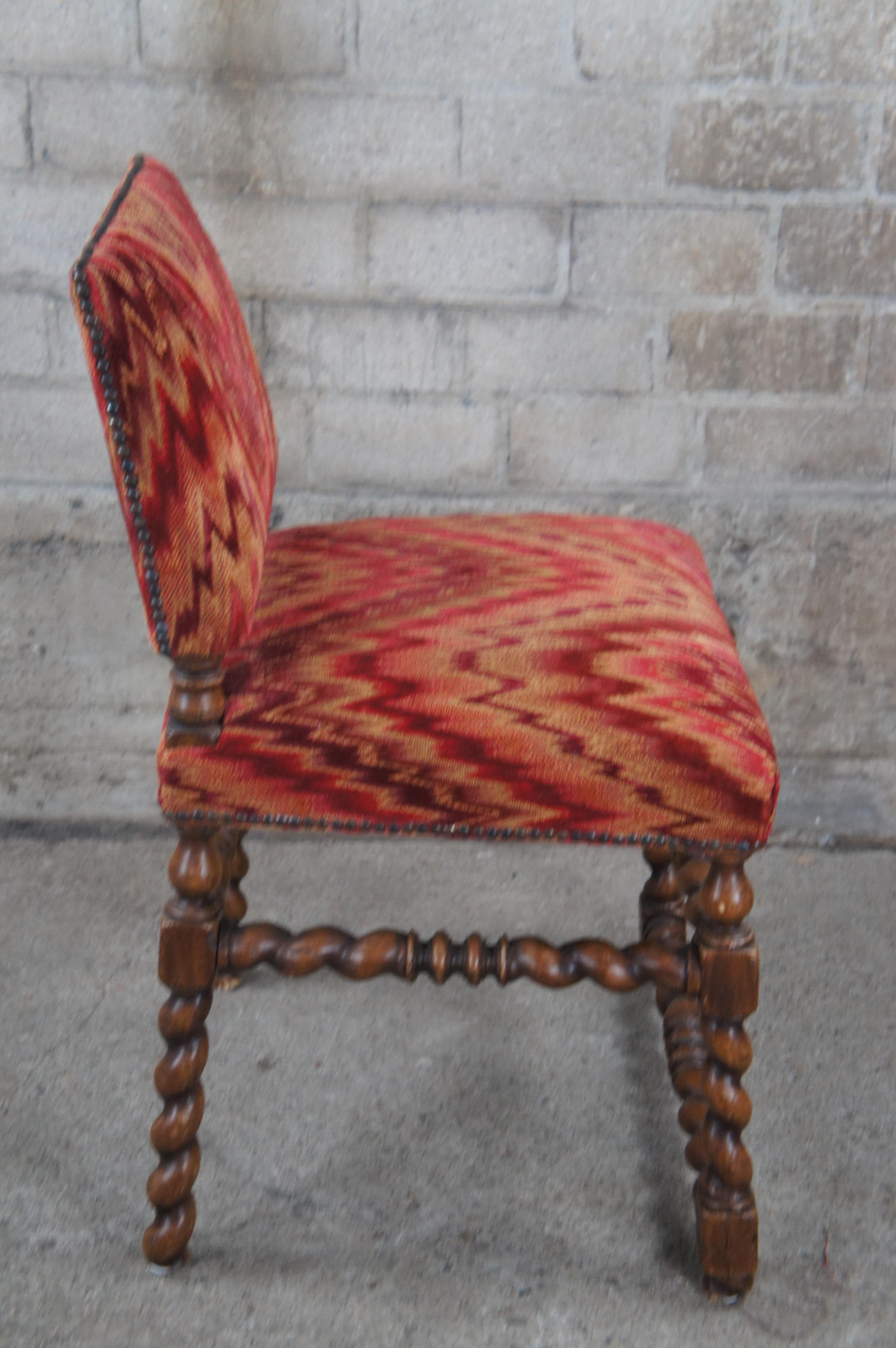Vintage Spanish Oak Barley Twisted Nailhead Accent Side Chair In Good Condition For Sale In Dayton, OH