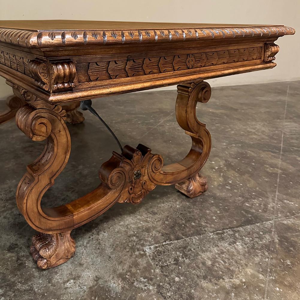 Table à manger espagnole vintage de la Renaissance en vente 3