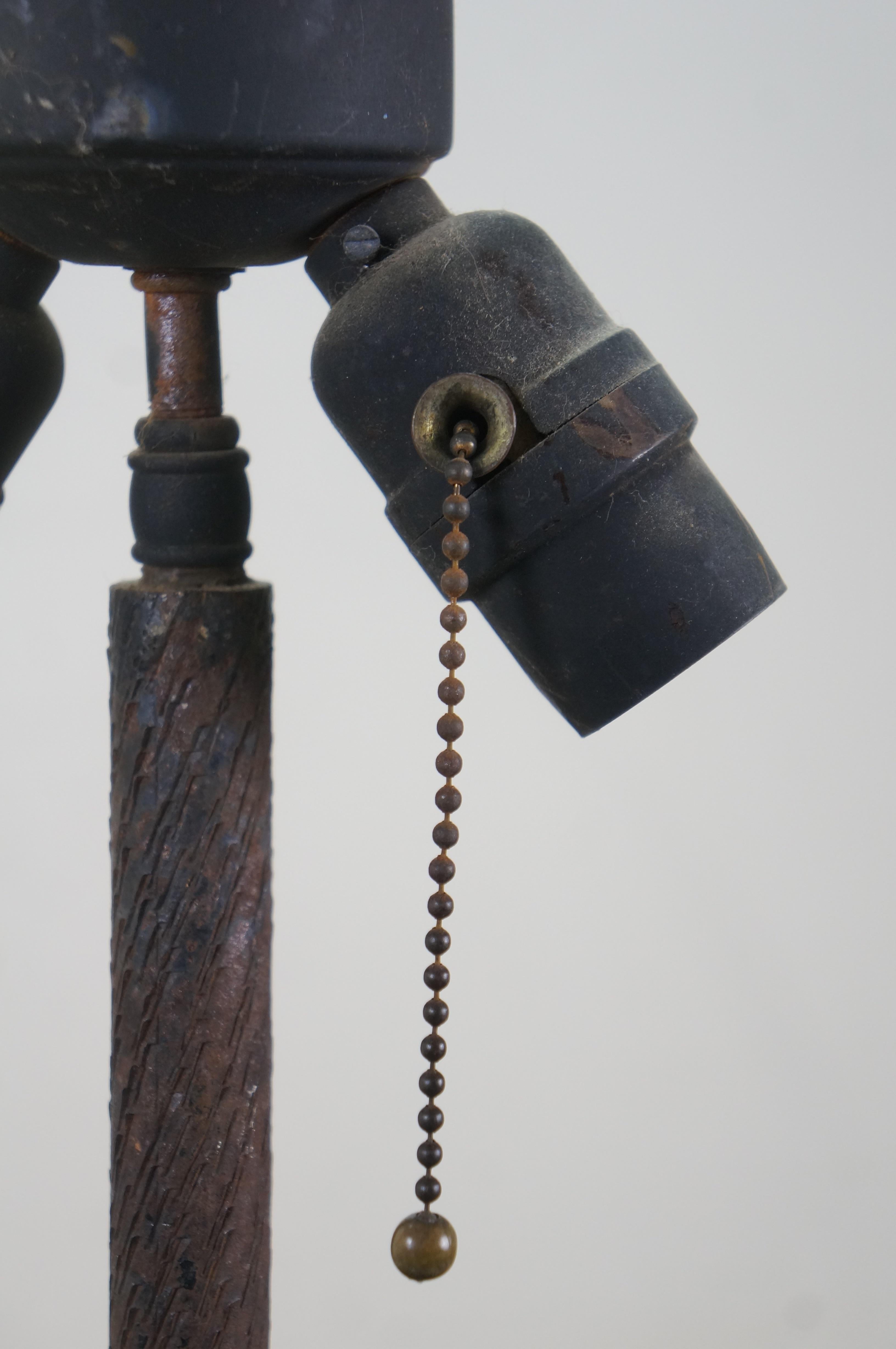 Vintage Spanish Revival Zwei Licht Scrolled Schmiedeeisen Stehlampe 62