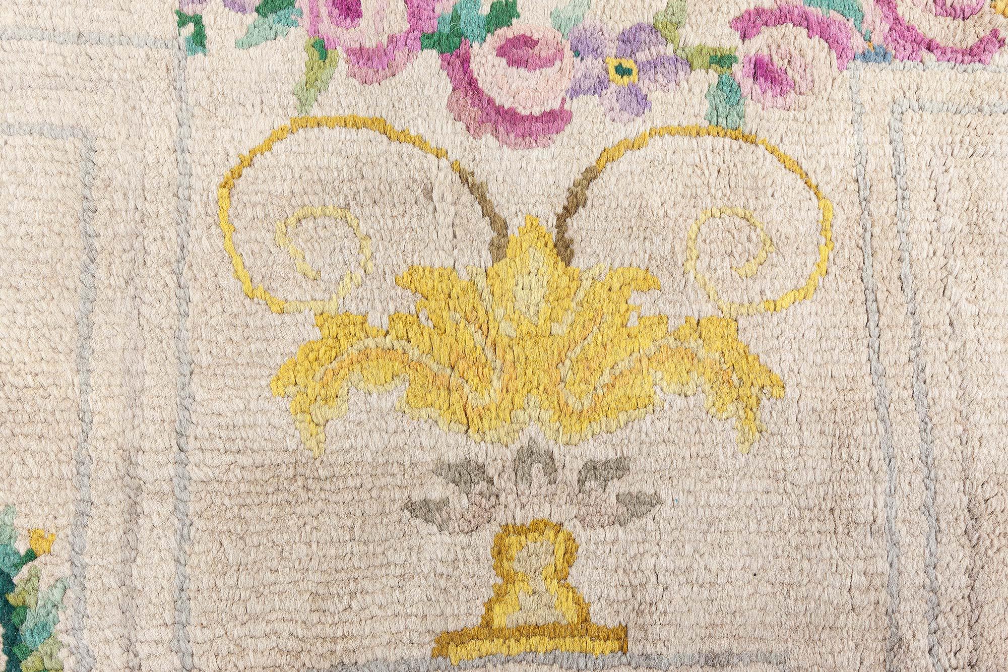 Tappeto vintage spagnolo Savonnerie Botanic fatto a mano Doris Leslie Blau in vendita 3