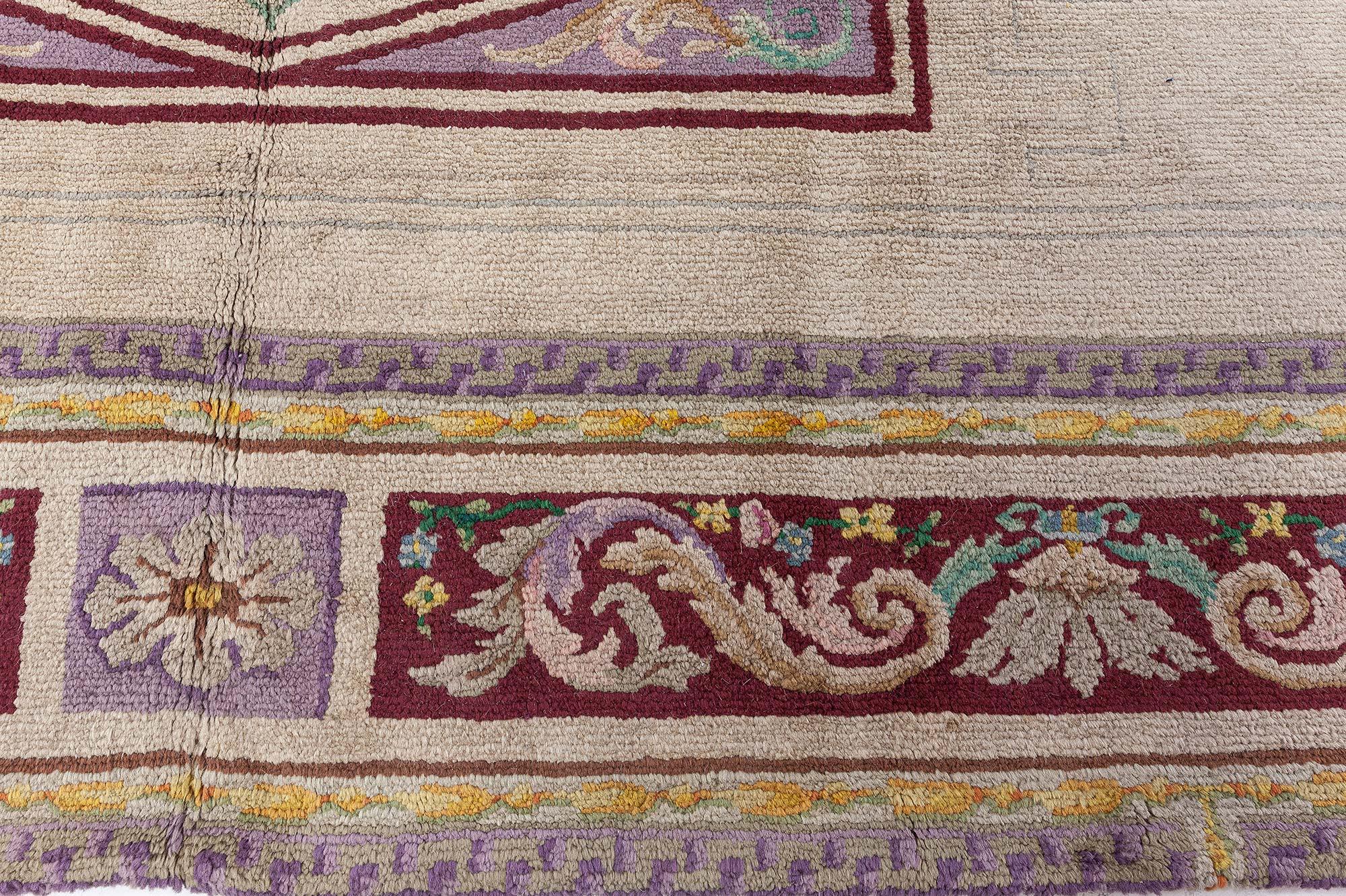 Tappeto vintage spagnolo Savonnerie Botanic fatto a mano Doris Leslie Blau in vendita 4