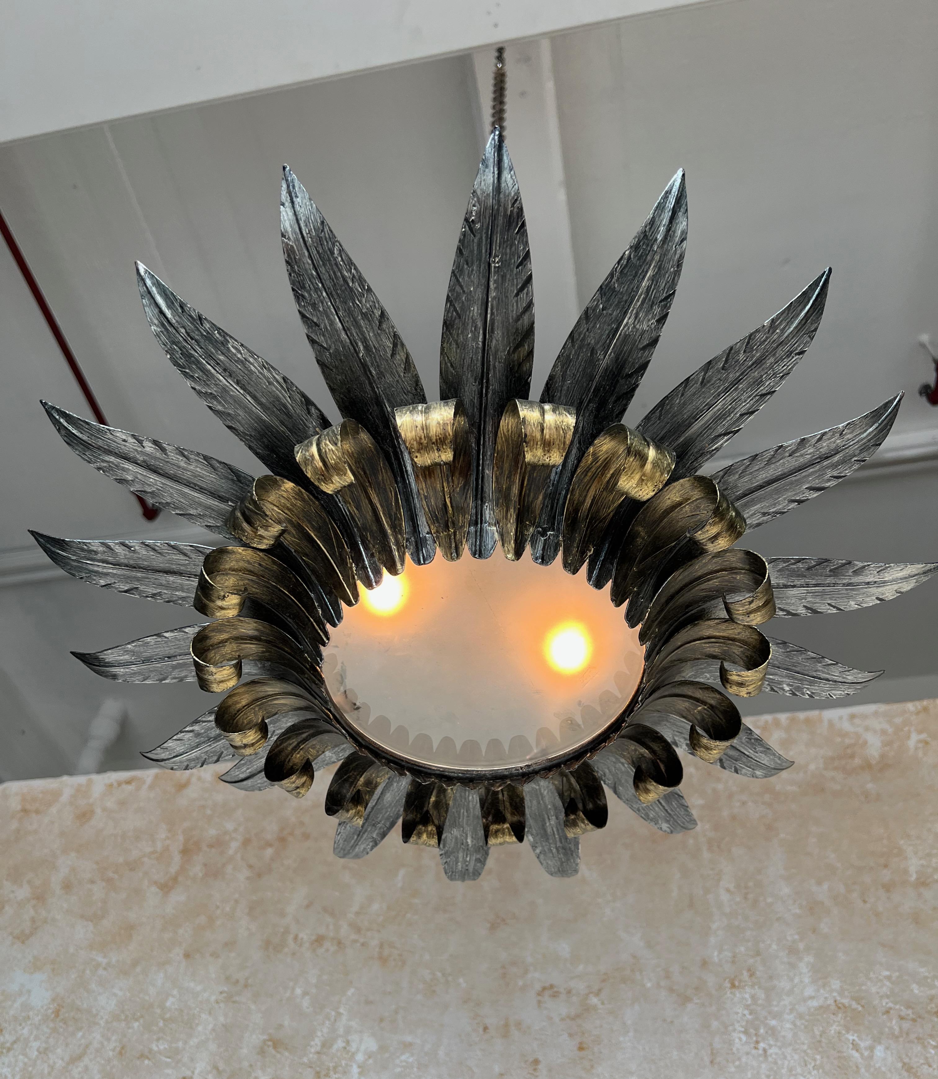 Spagnolo Plafoniera spagnola d'epoca in metallo dorato e argento in vendita