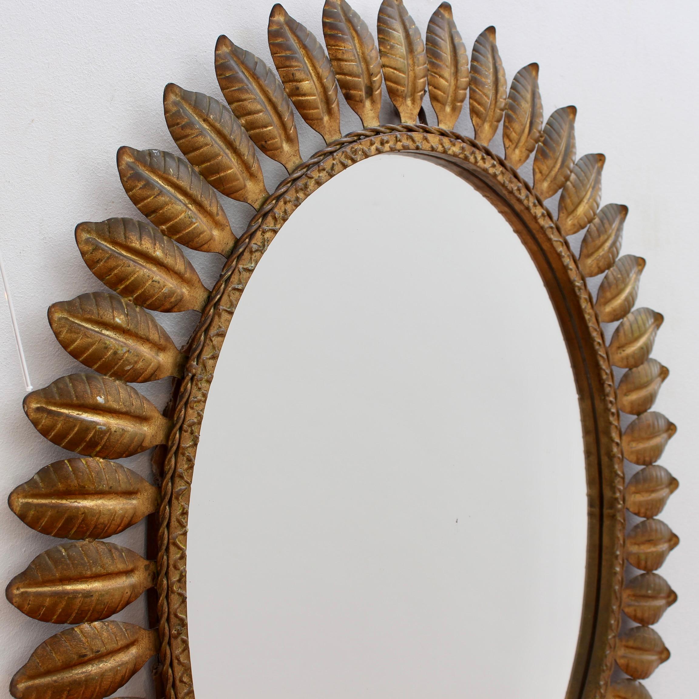 Vintage Spanish Tôle Sunburst Mirror with Copper Patina (circa 1960s) For Sale 1
