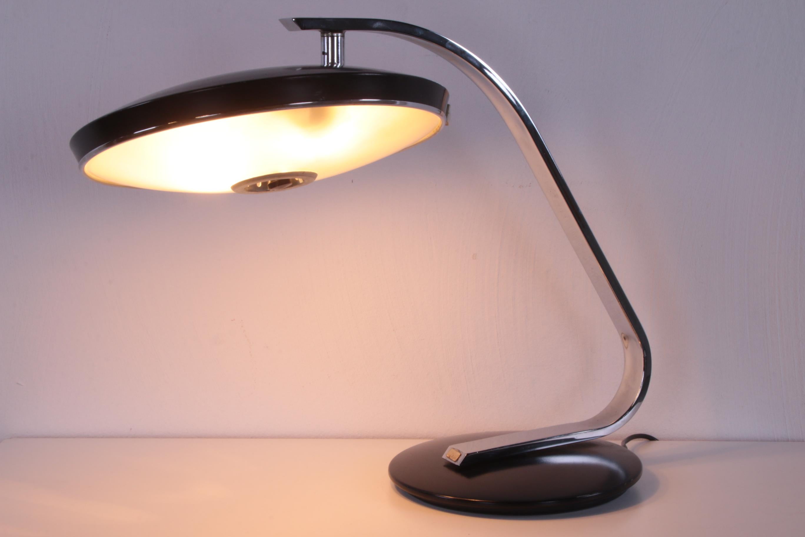 Vintage Spanish UFU Design Desk Lamp Design by Martin Pedro for Phase 60s For Sale 3