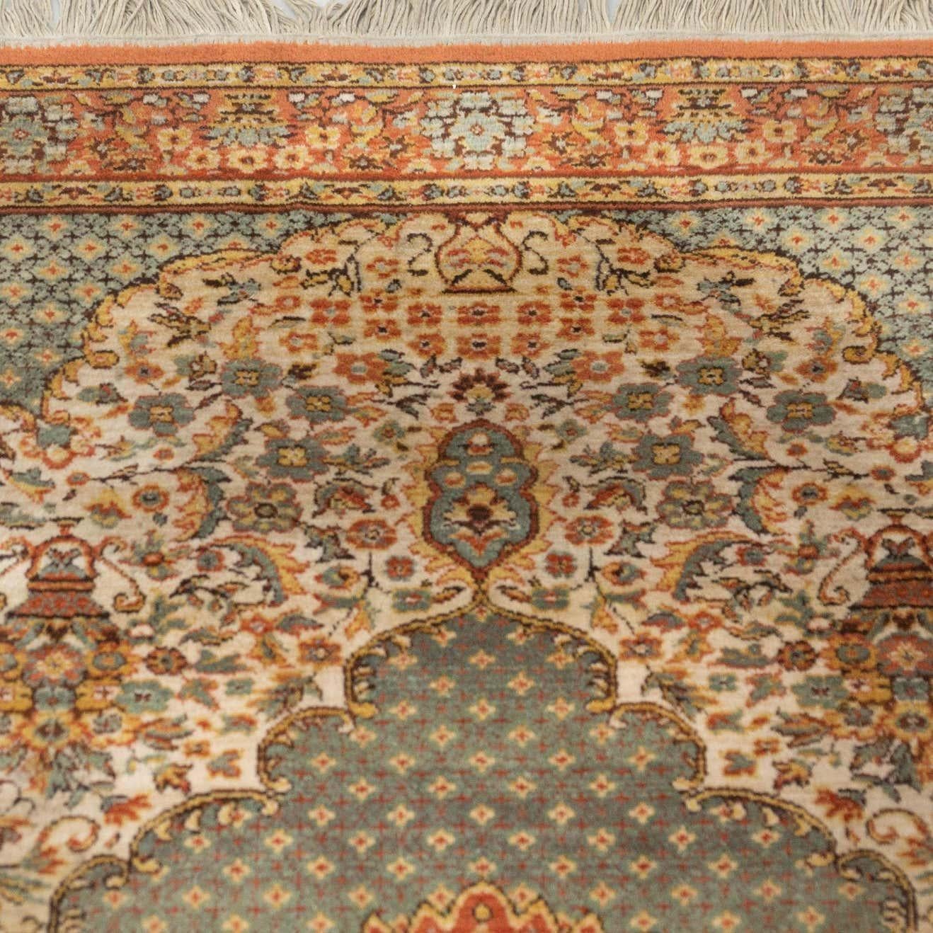 Tapis espagnol vintage en laine, vers 1940 en vente 3