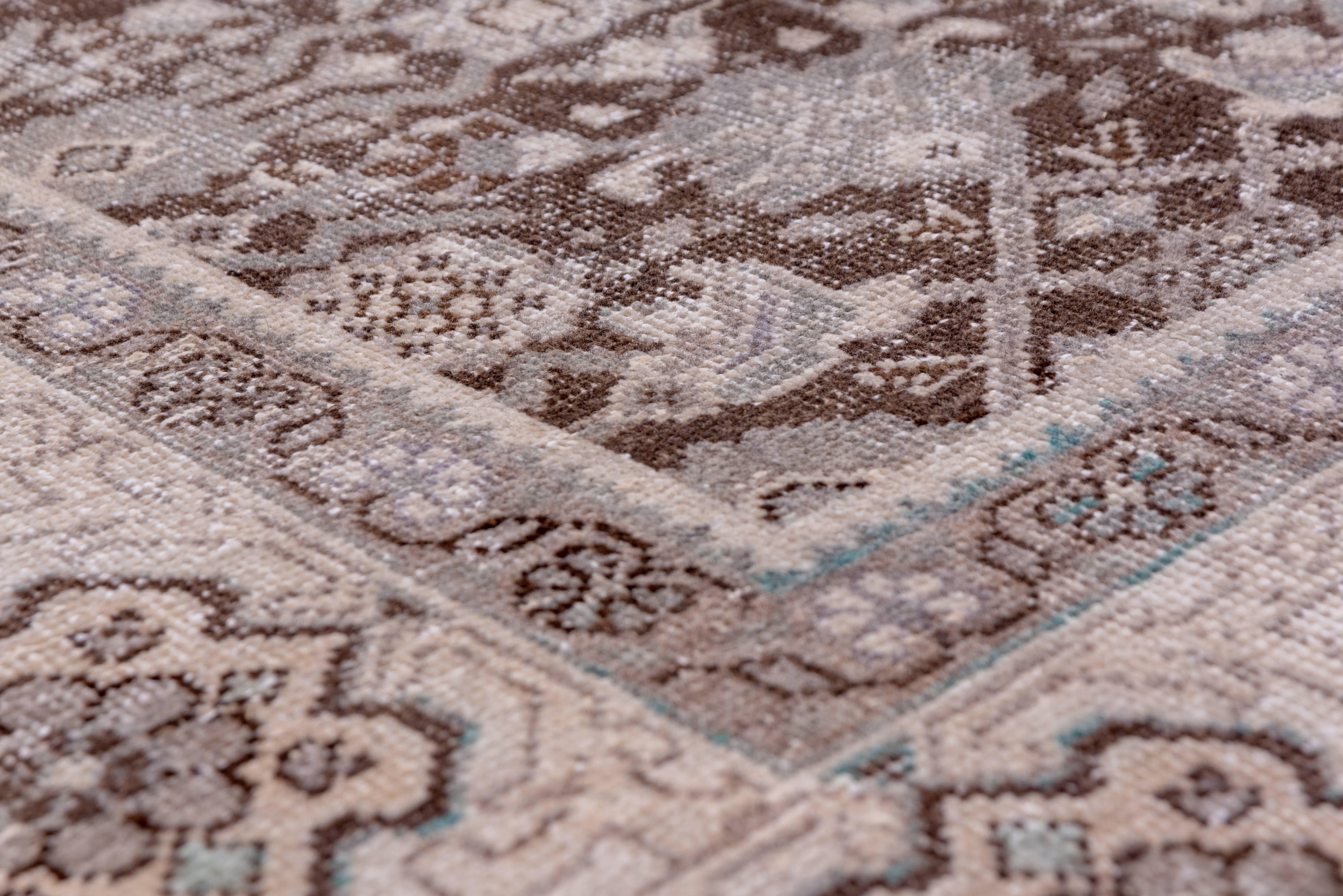 Neutral Tribal Persian Mahal Carpet 1
