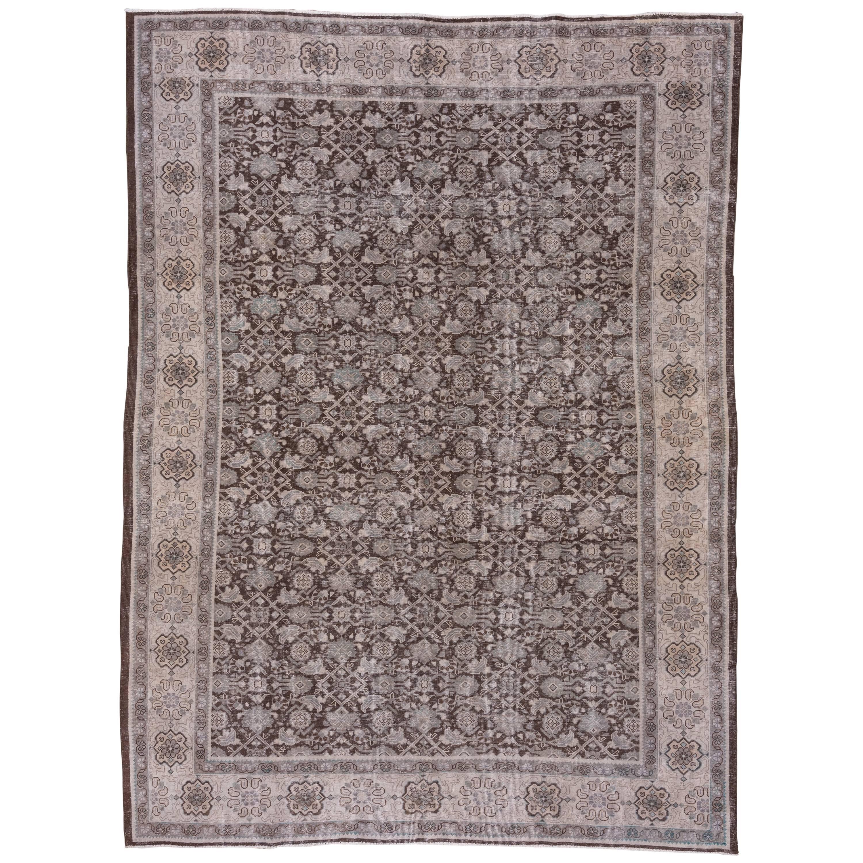 Neutral Tribal Persian Mahal Carpet