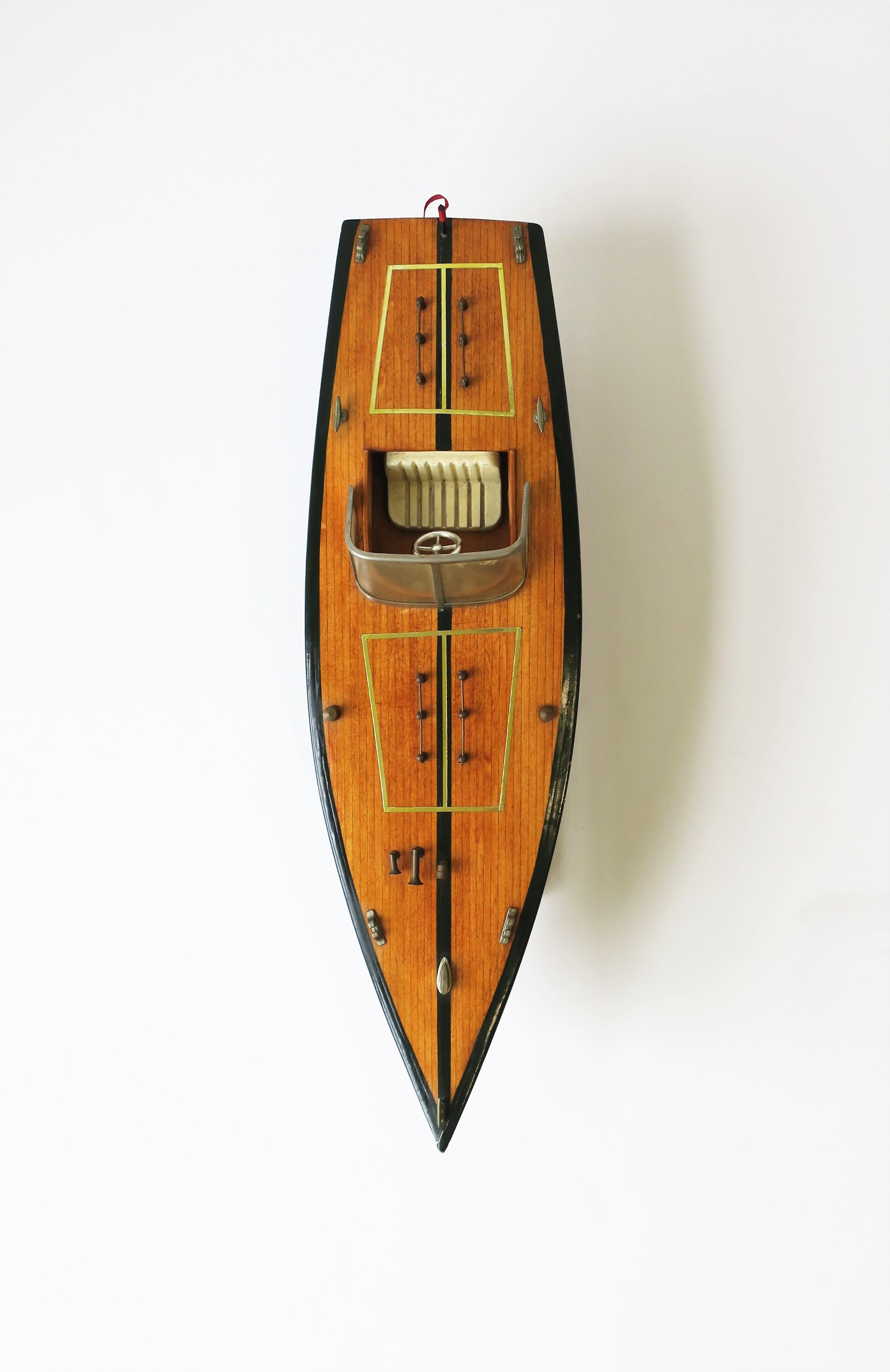 Metal Vintage Speed Boat Model