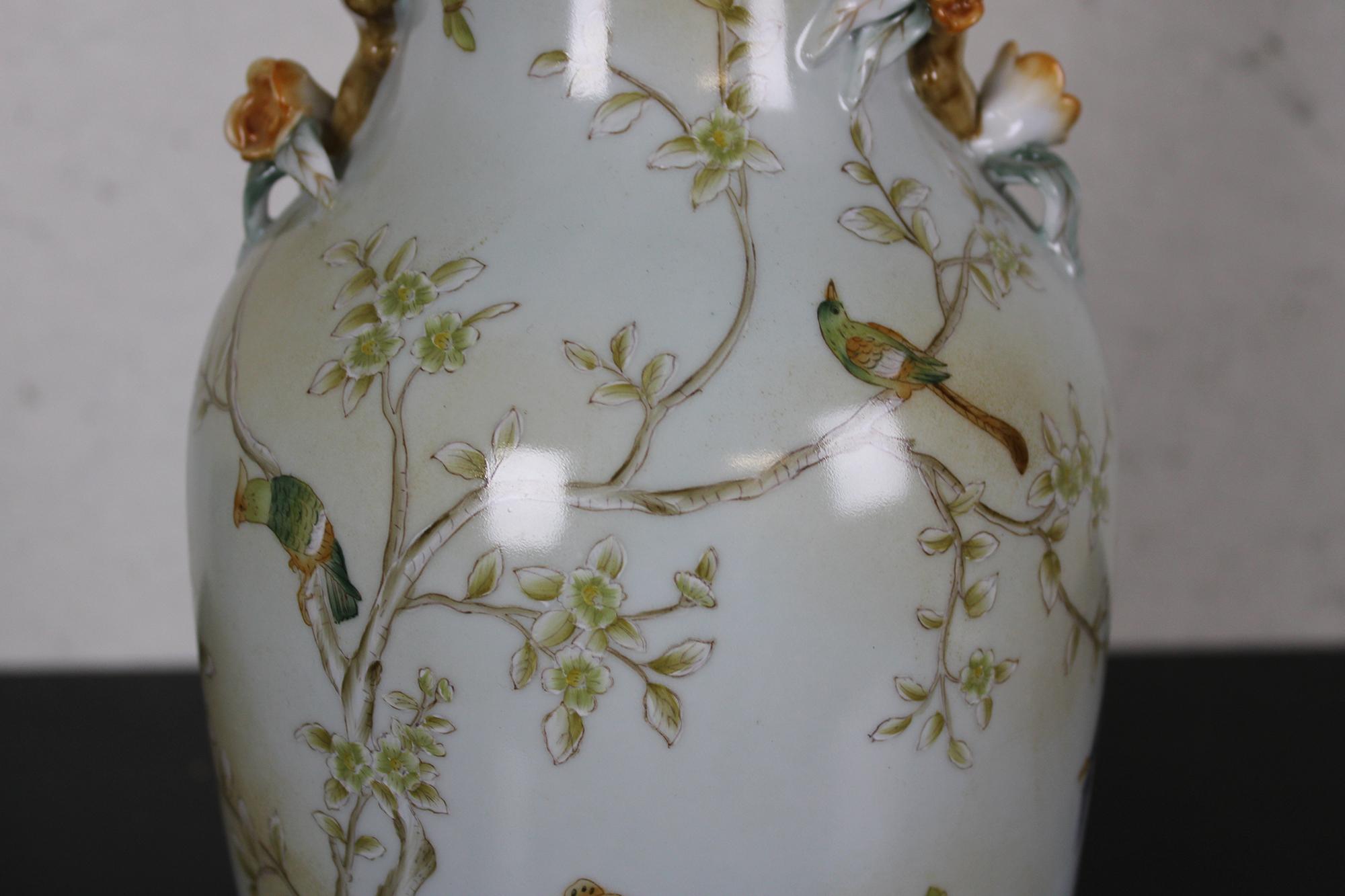 Vintage Speer Collectibles Porcelain Floral Chinoiserie Mantel Vase and Base 1