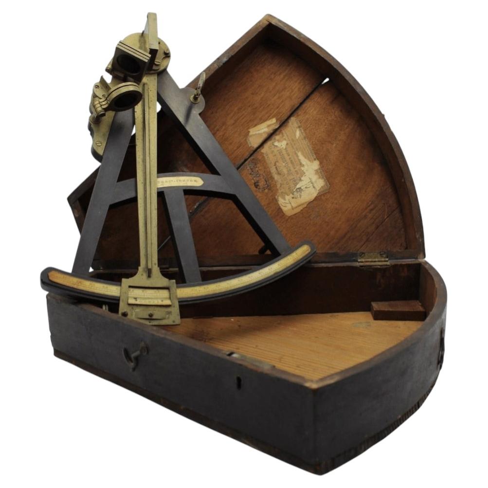 Vintage Spencer & Co. Sextant en laiton et Wood Wood, vers les années 1830-40